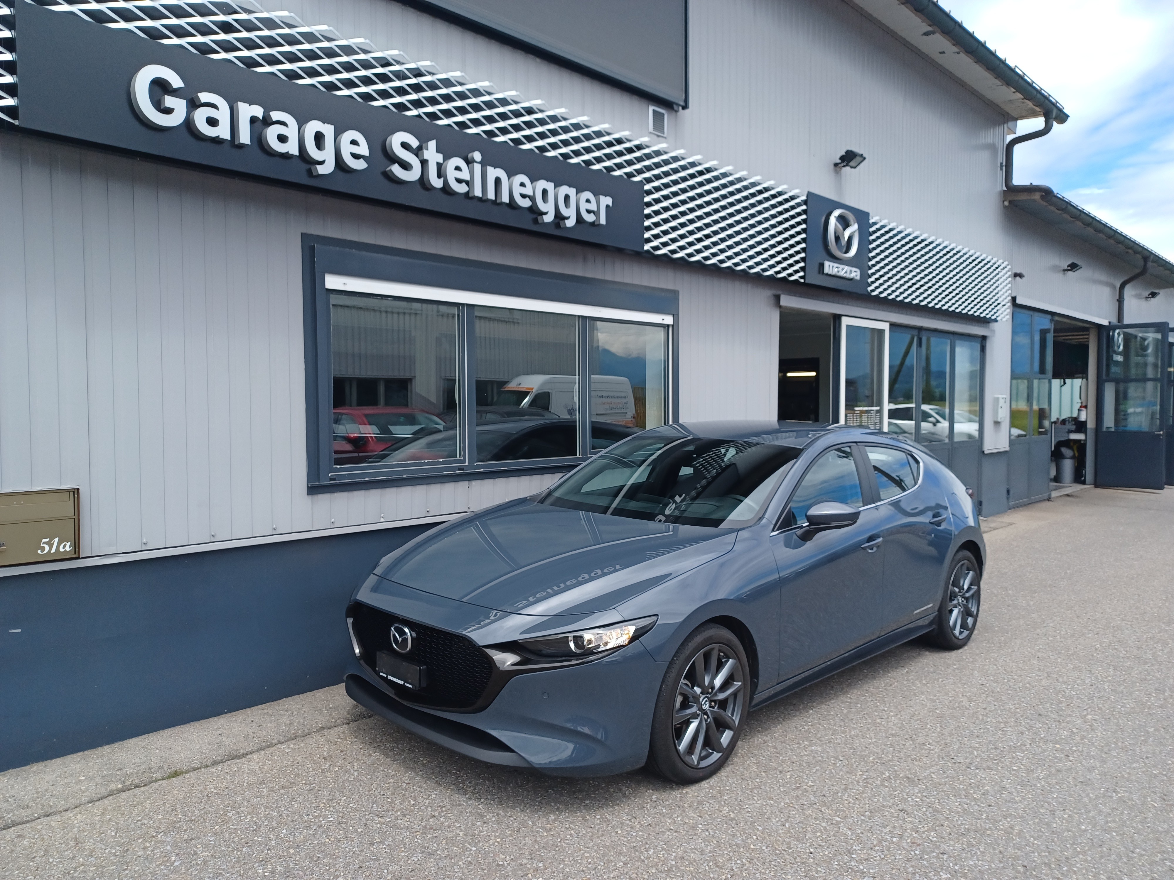 MAZDA 3 Hatchback SKYACTIV-G M Hybrid 122 Revolution