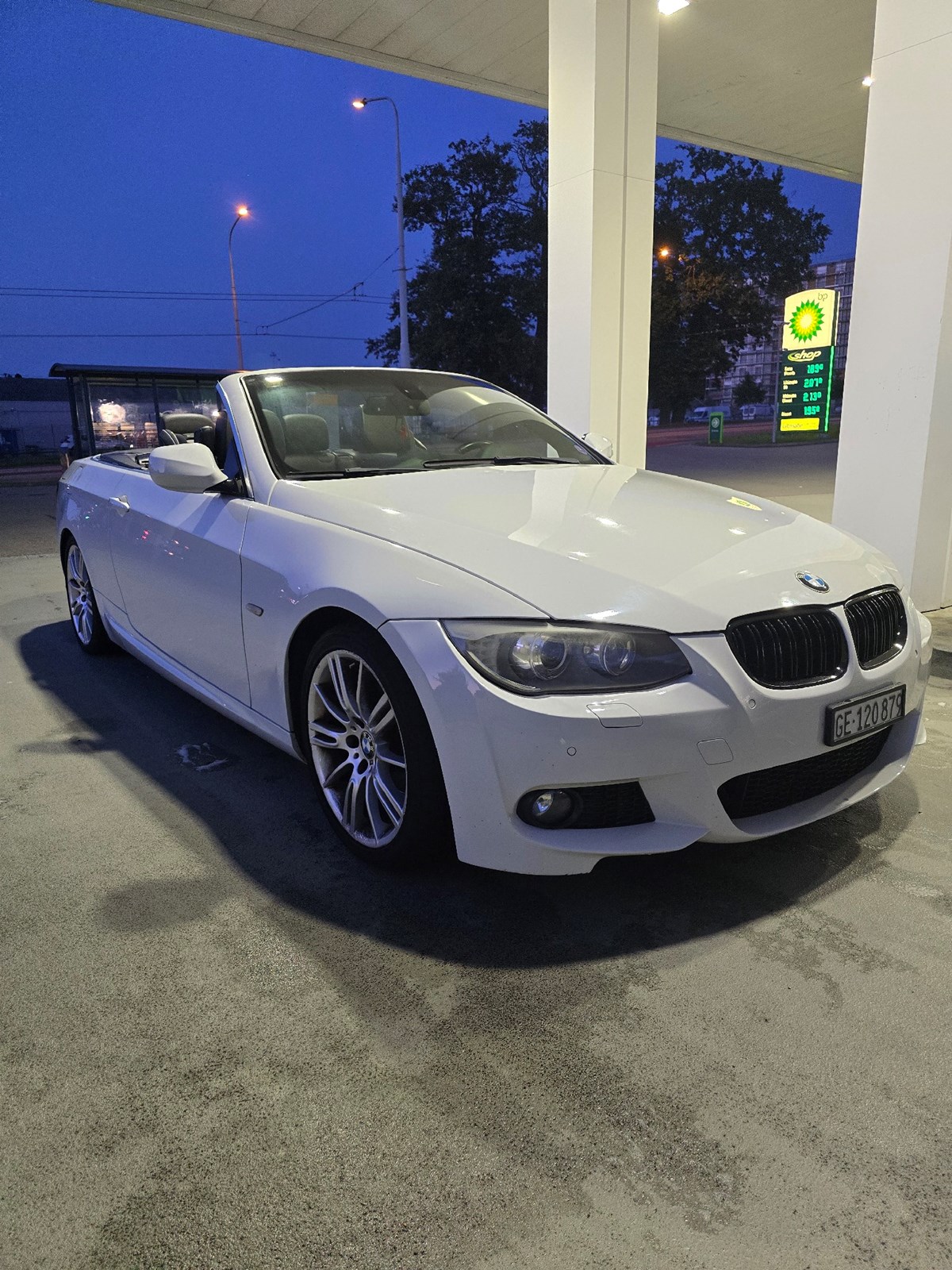 BMW 320i Cabriolet Steptronic