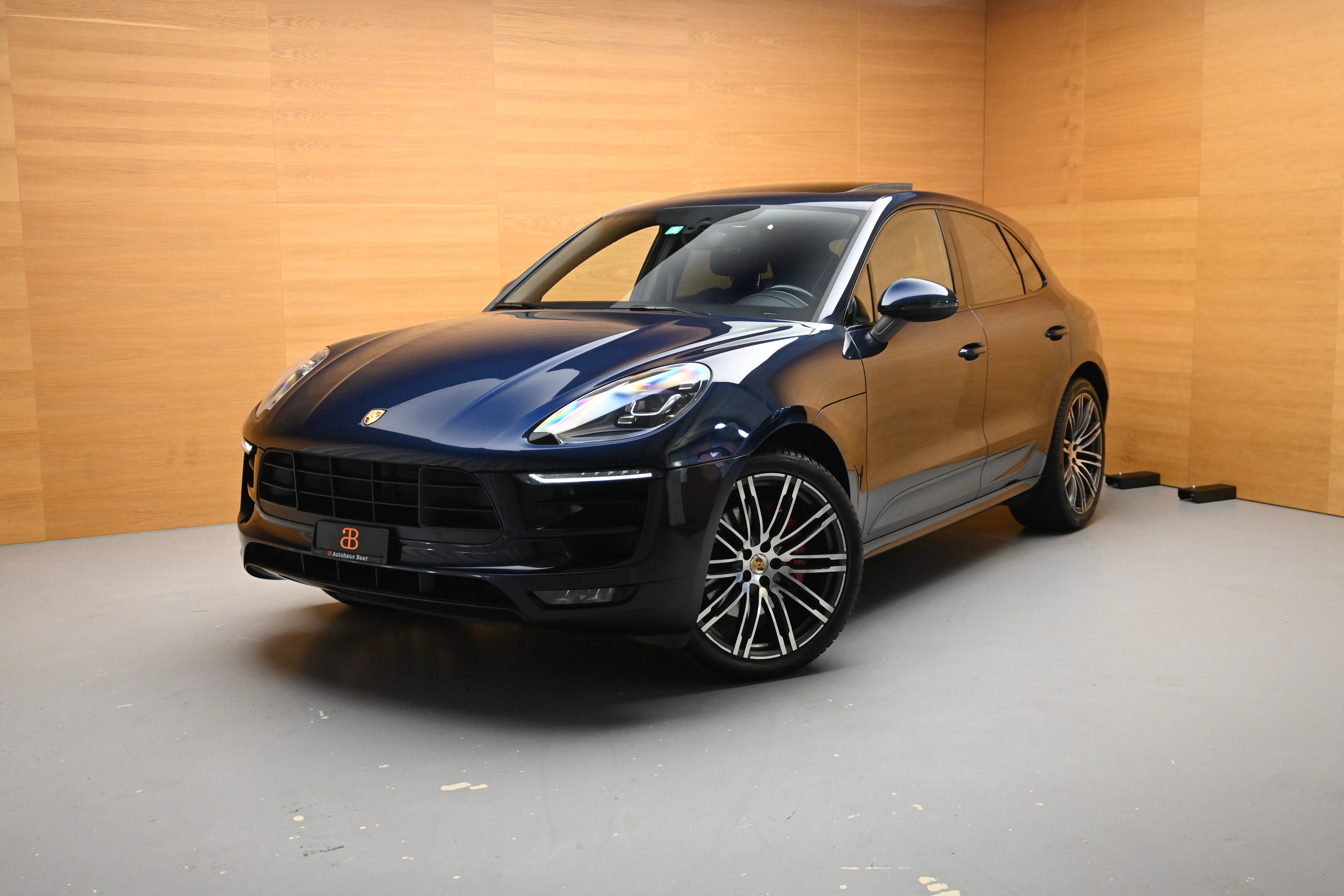 PORSCHE Macan GTS PDK