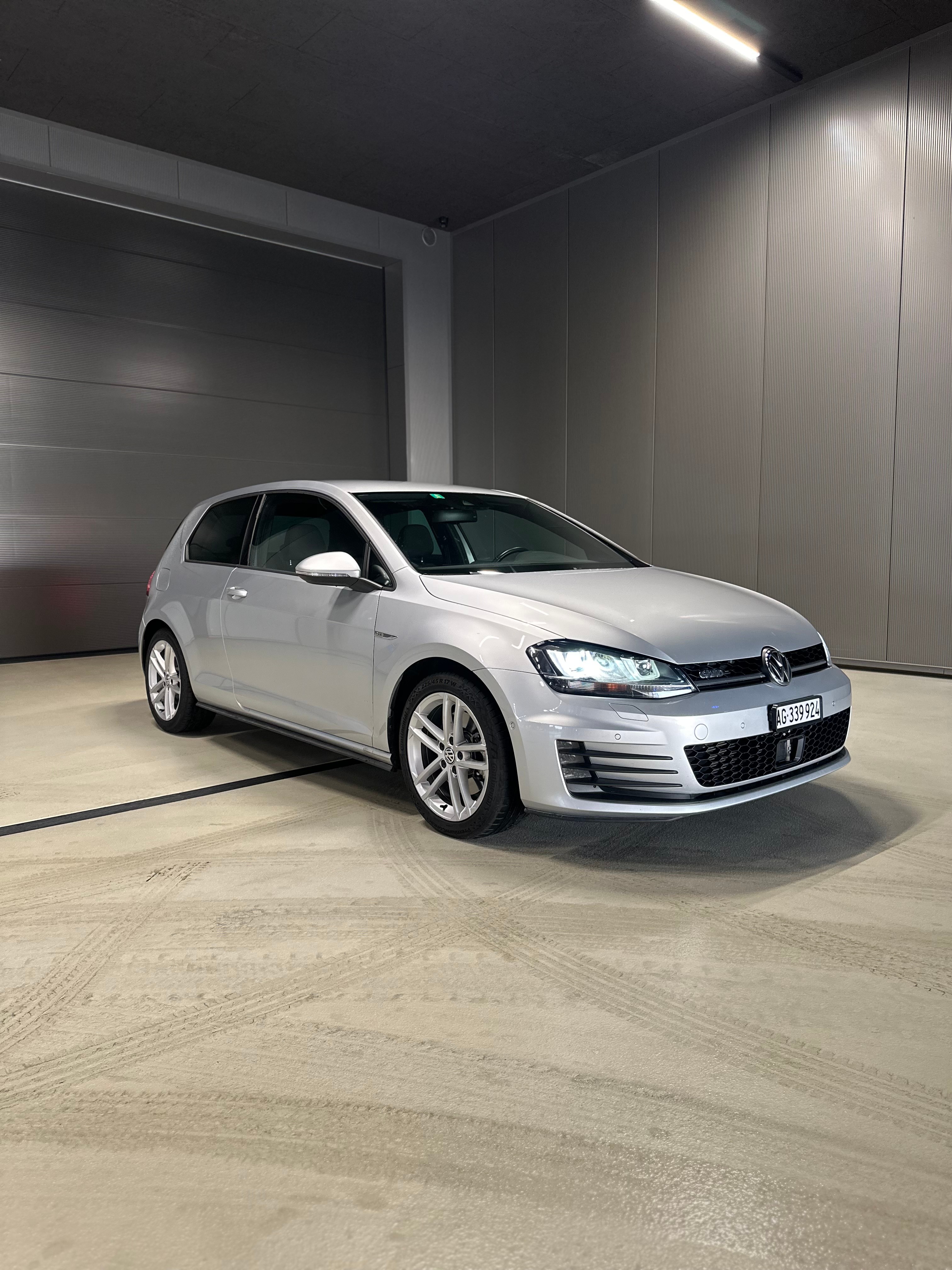 VW Golf 2.0 TDI GTD DSG