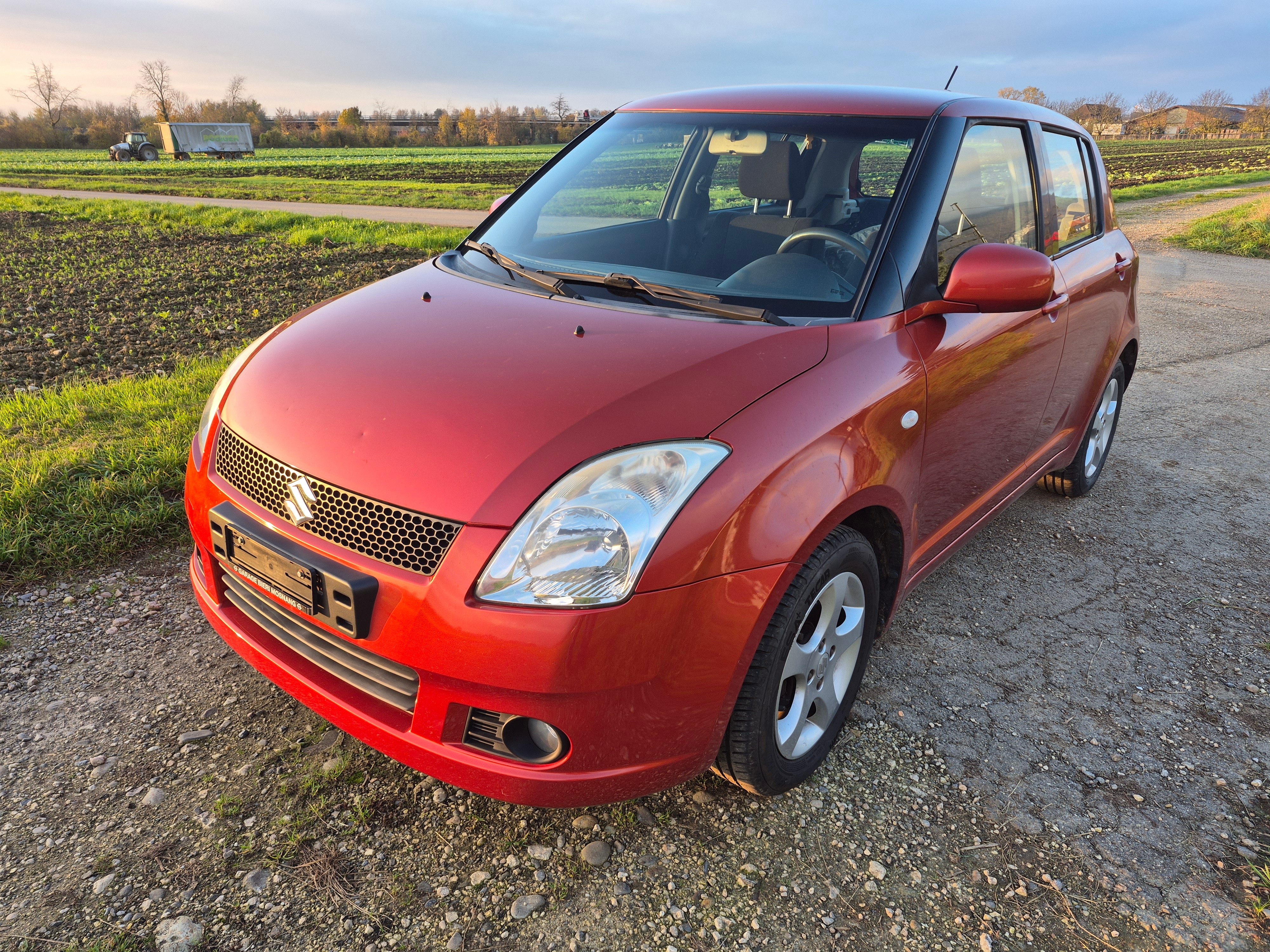 SUZUKI Swift 1.3i 16V GL 4x4