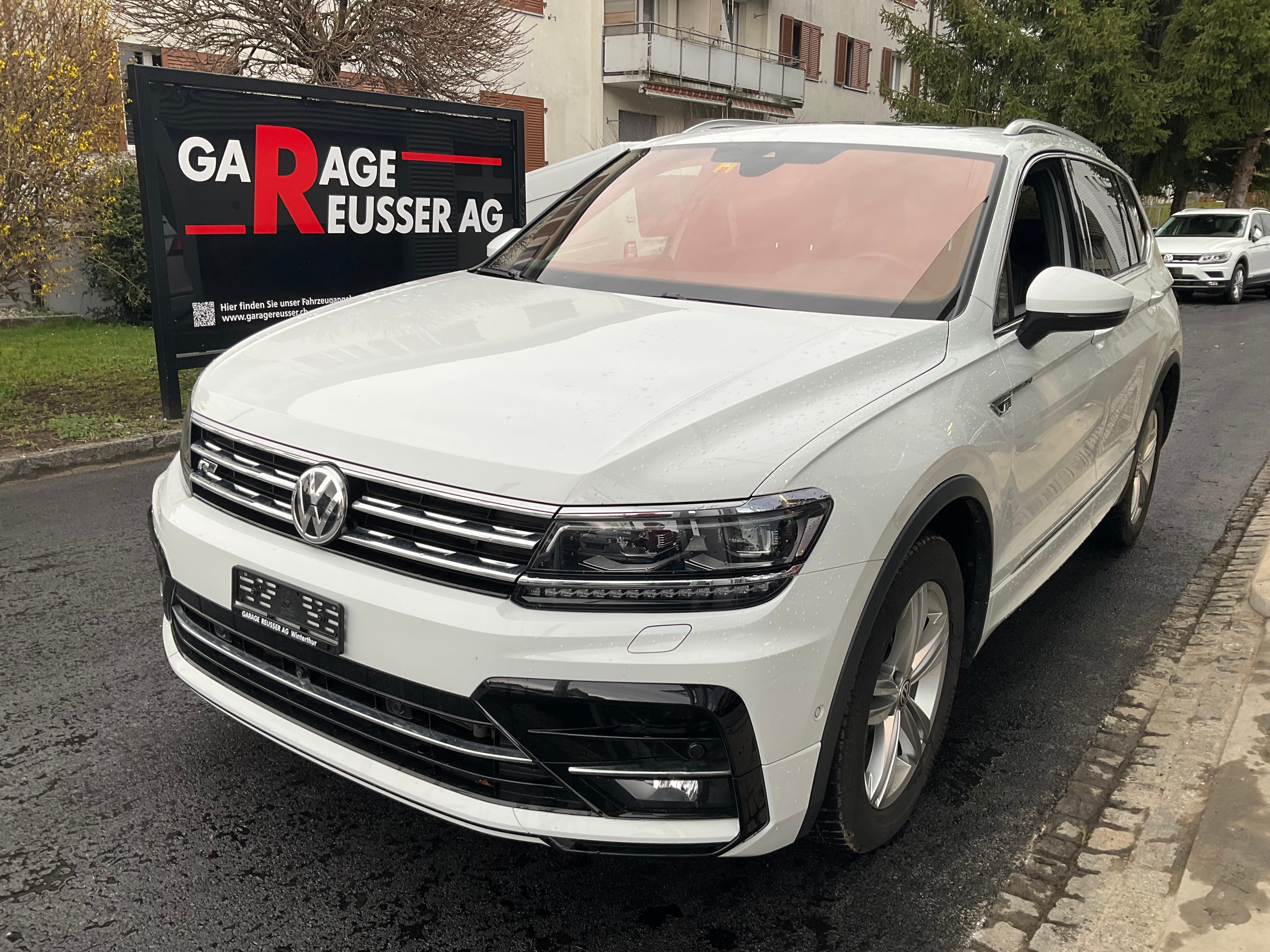 VW TIGUAN ALLSPACE 2.0 TDI HIGHLINE R-LINE 4MOTION DSG ***TOPAUSSTATTUNG***