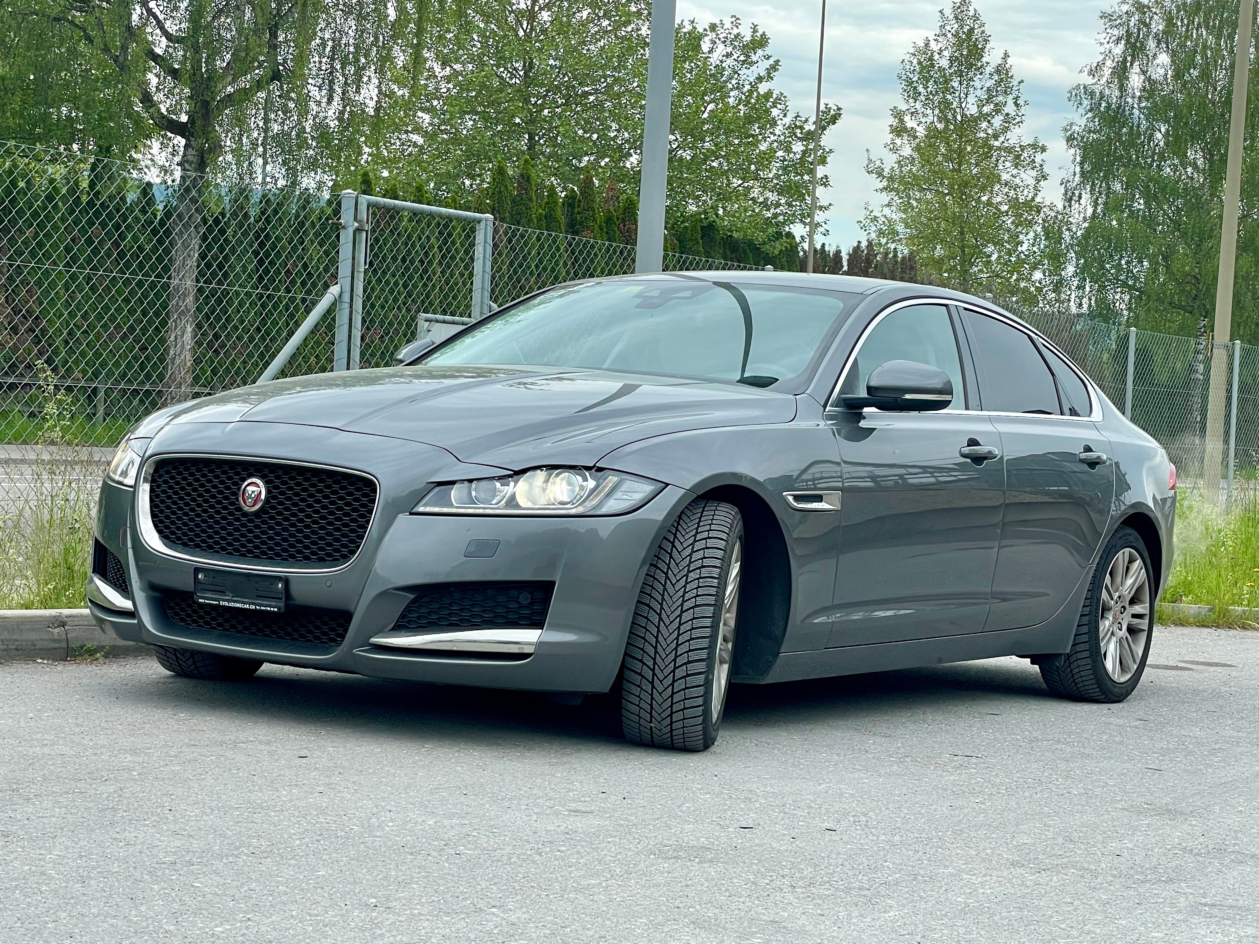 JAGUAR XF 20d Prestige AWD Automatic