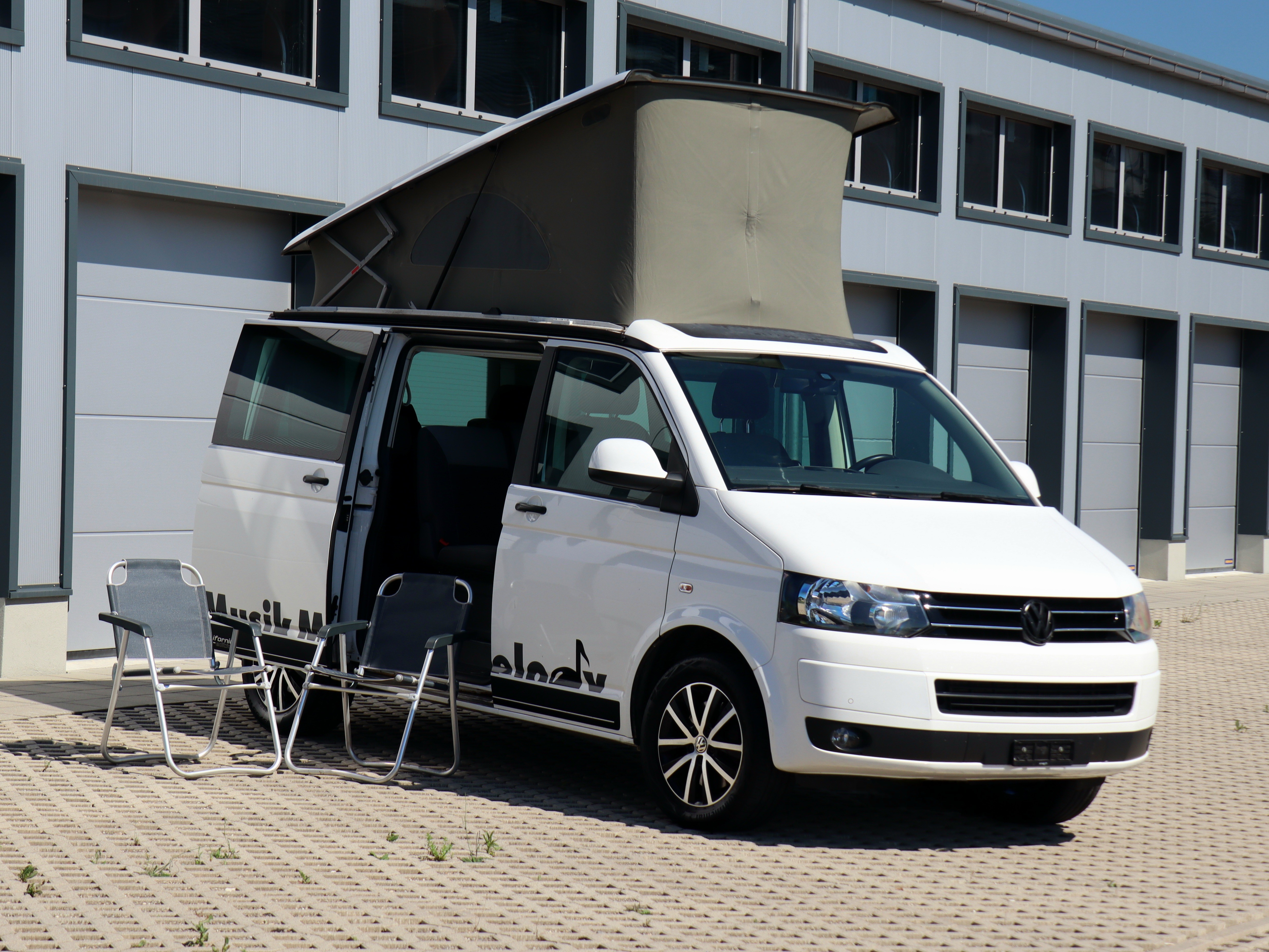 VW T5 California 2.0 Bi-TDI Beach Edition