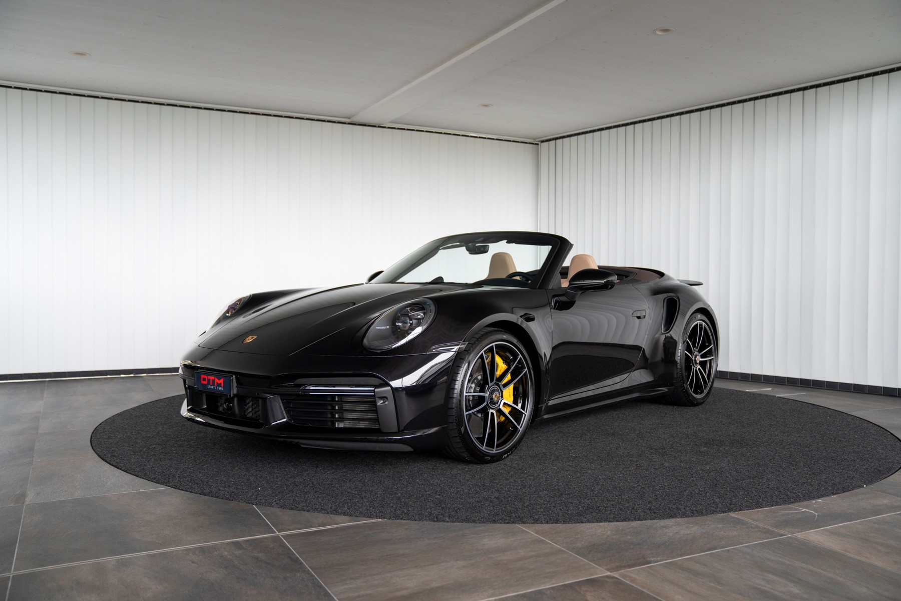 PORSCHE 911 Turbo S Cabriolet PDK