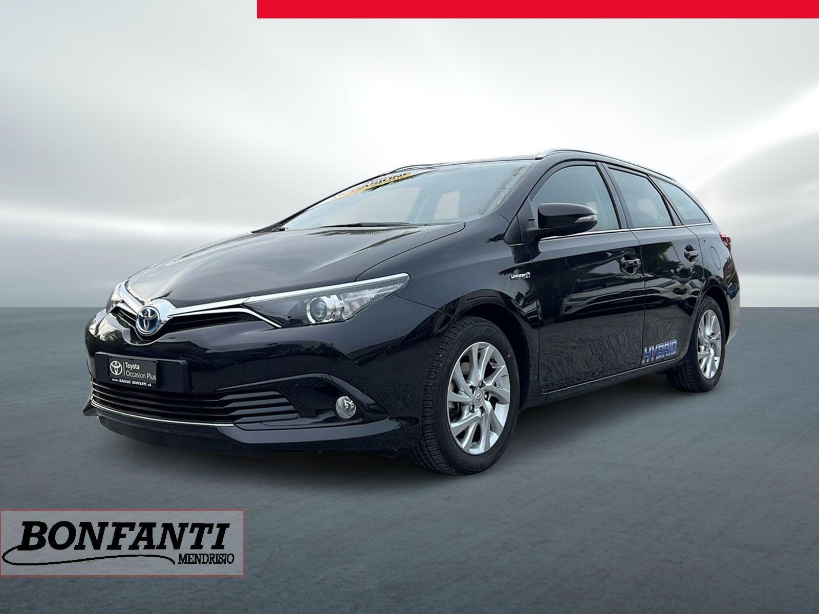 TOYOTA Auris Touring Sports 1.8 HSD Style