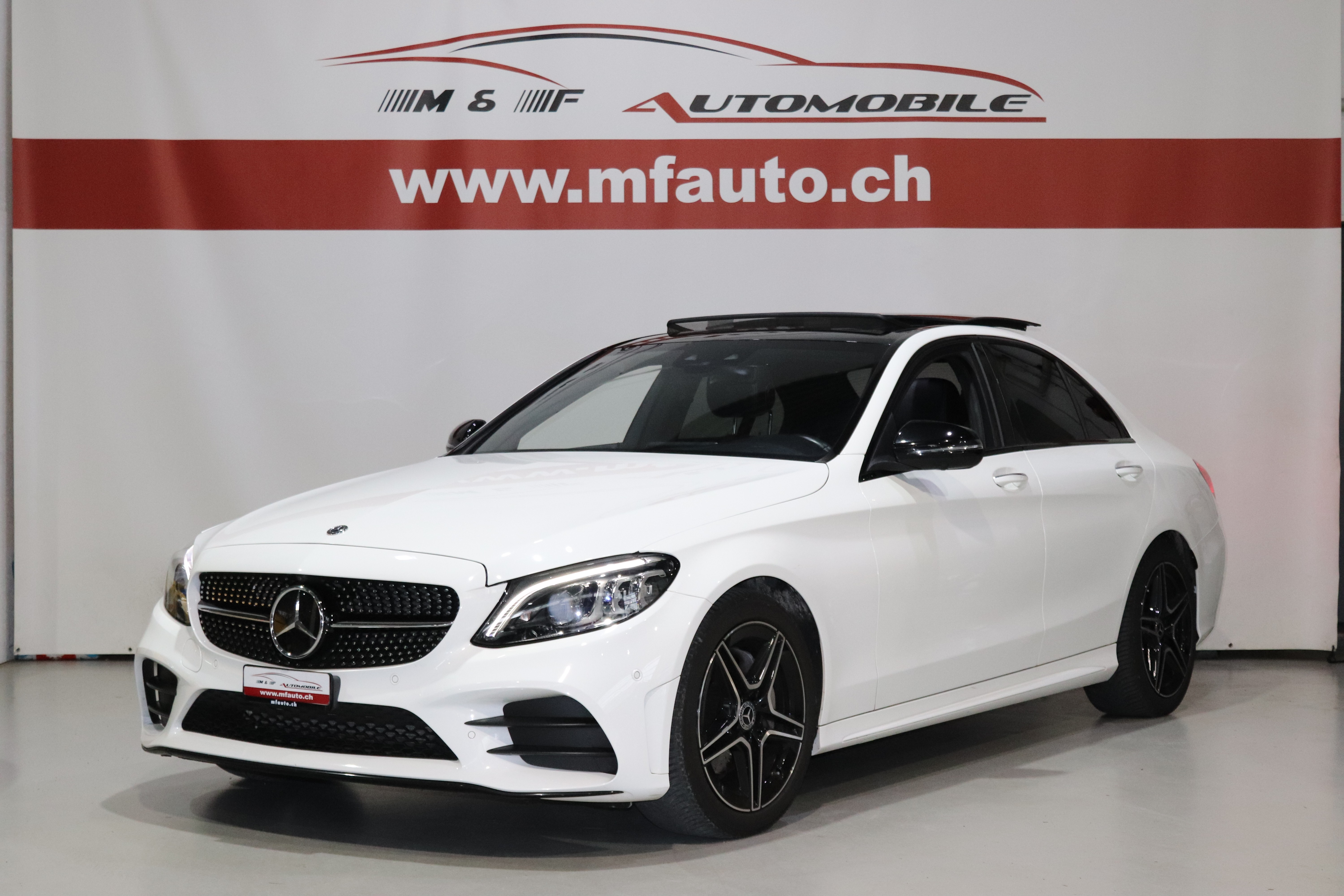 MERCEDES-BENZ C 200 AMG Line 4matic * CH-FAHRZEUG*