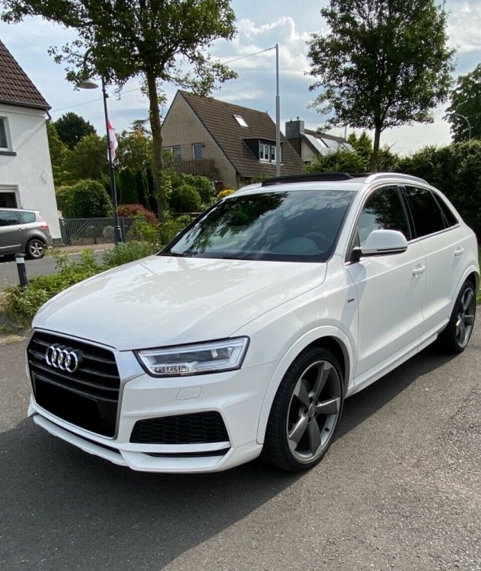 AUDI Q3 2.0 TDI sport quattro S-tronic