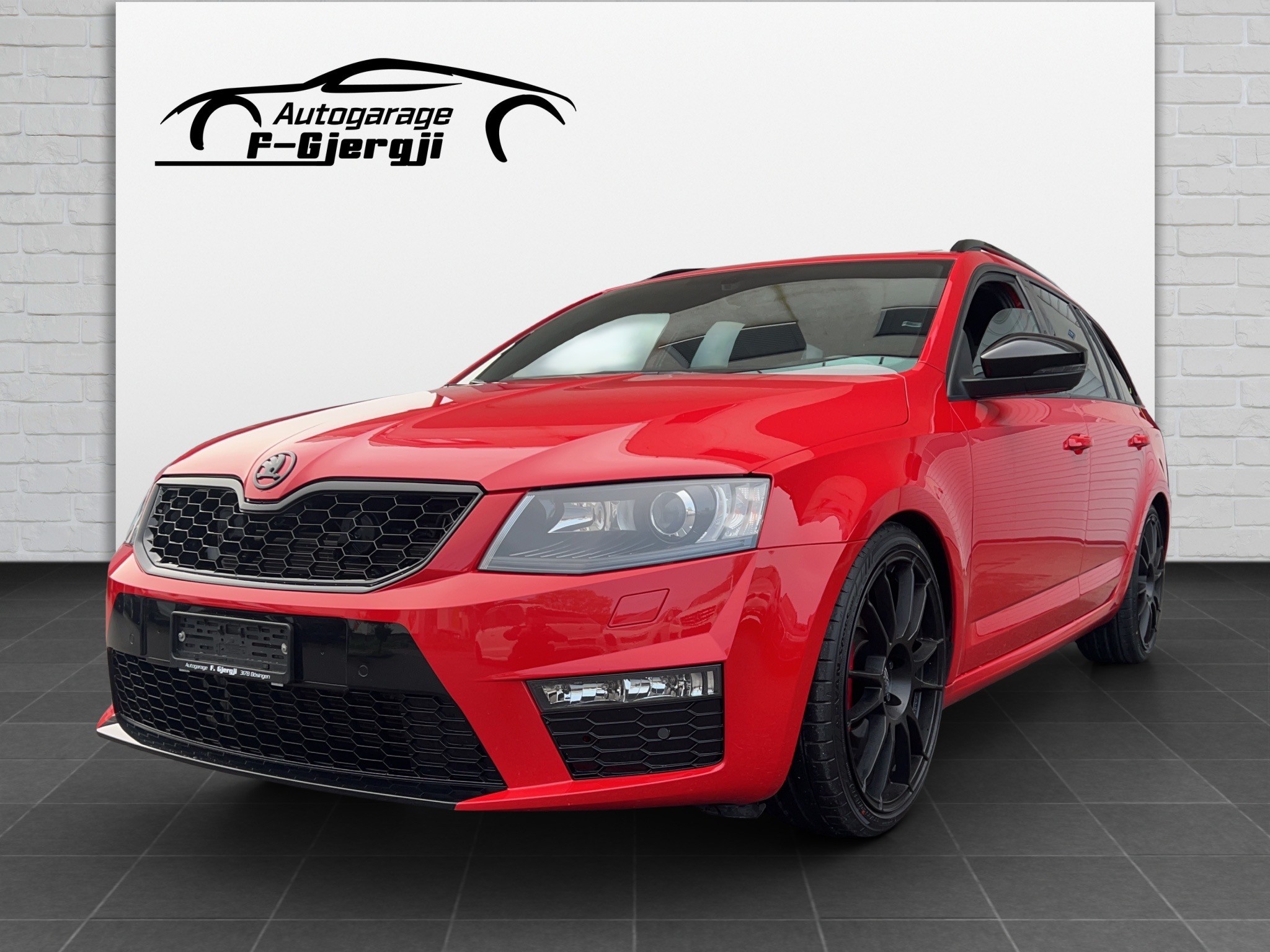 SKODA Octavia Combi 2.0 TSI RS DSG