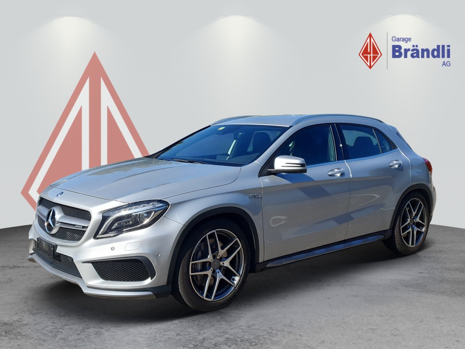 MERCEDES-BENZ GLA 45 AMG 4m