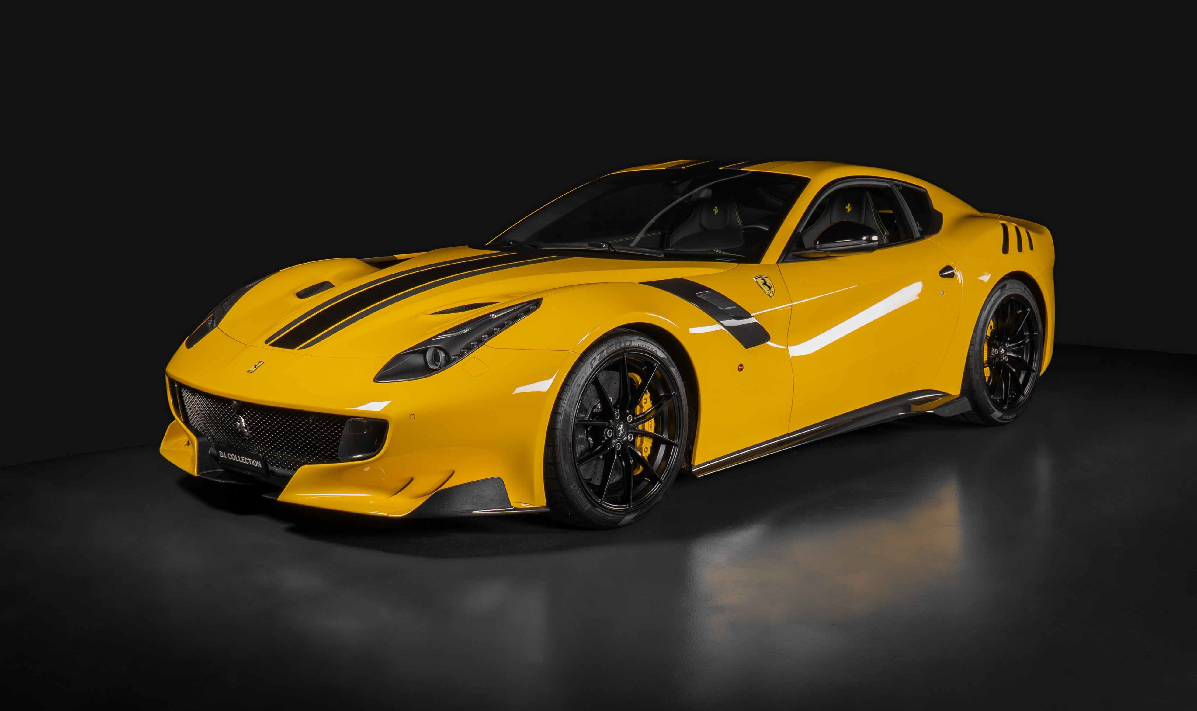 FERRARI F12 TDF