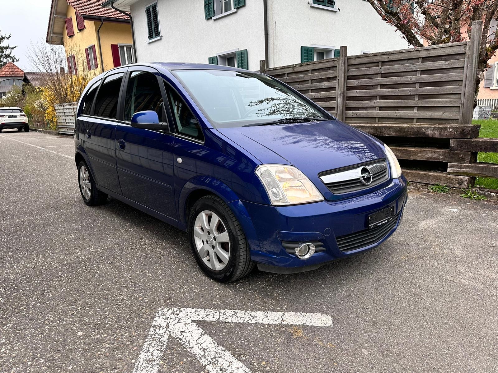 OPEL Meriva 1.6i-16 TP (Essentia)