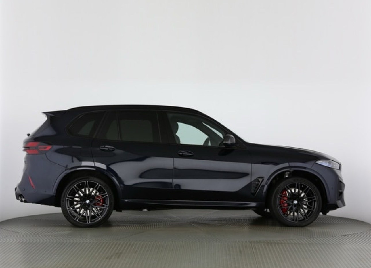 BMW X5M COMPETITION STEPTRONIC BLACK l 626 PS