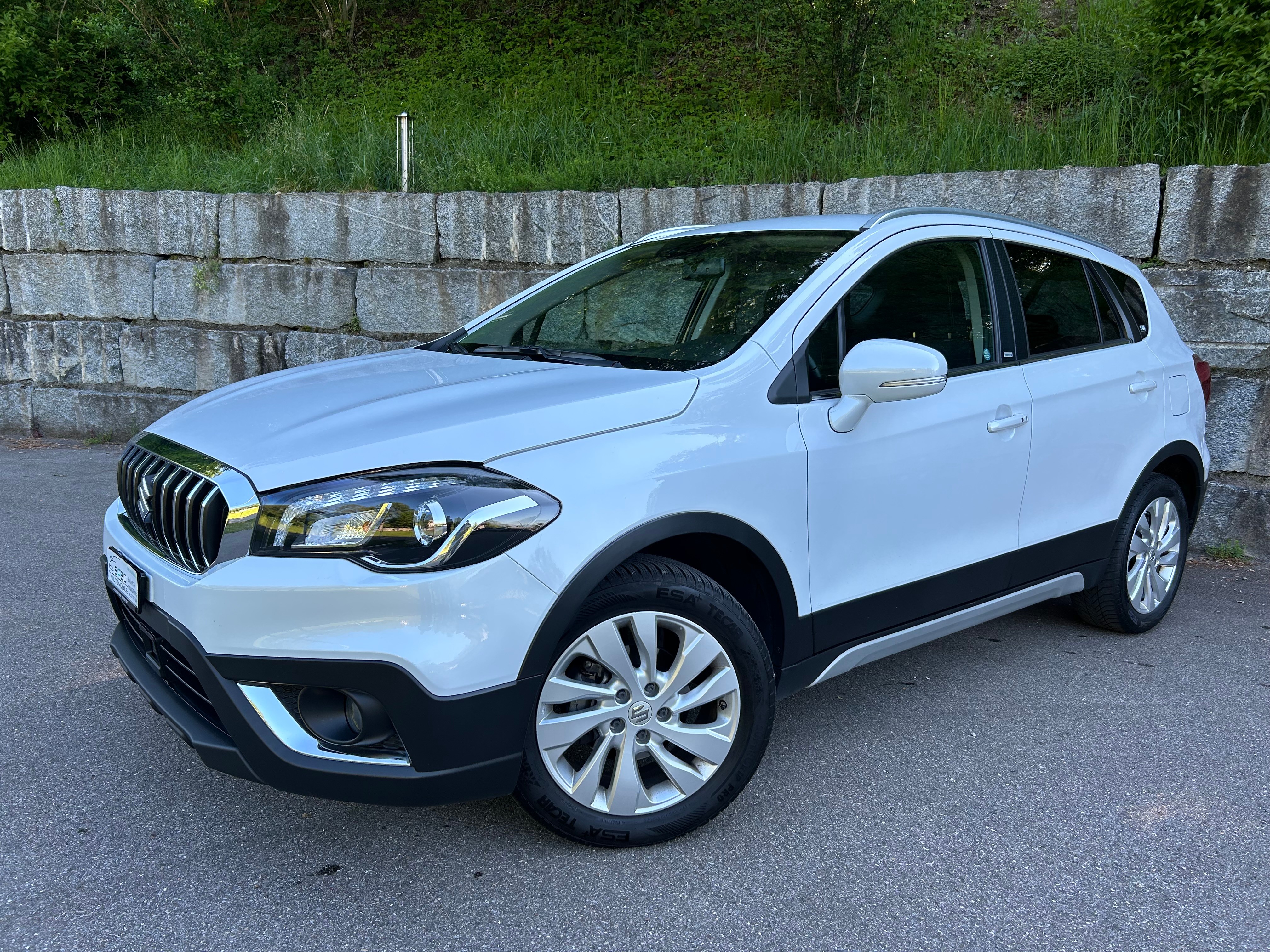 SUZUKI SX4 S-Cross 1.4 16V Compact Top Hybrid 4WD