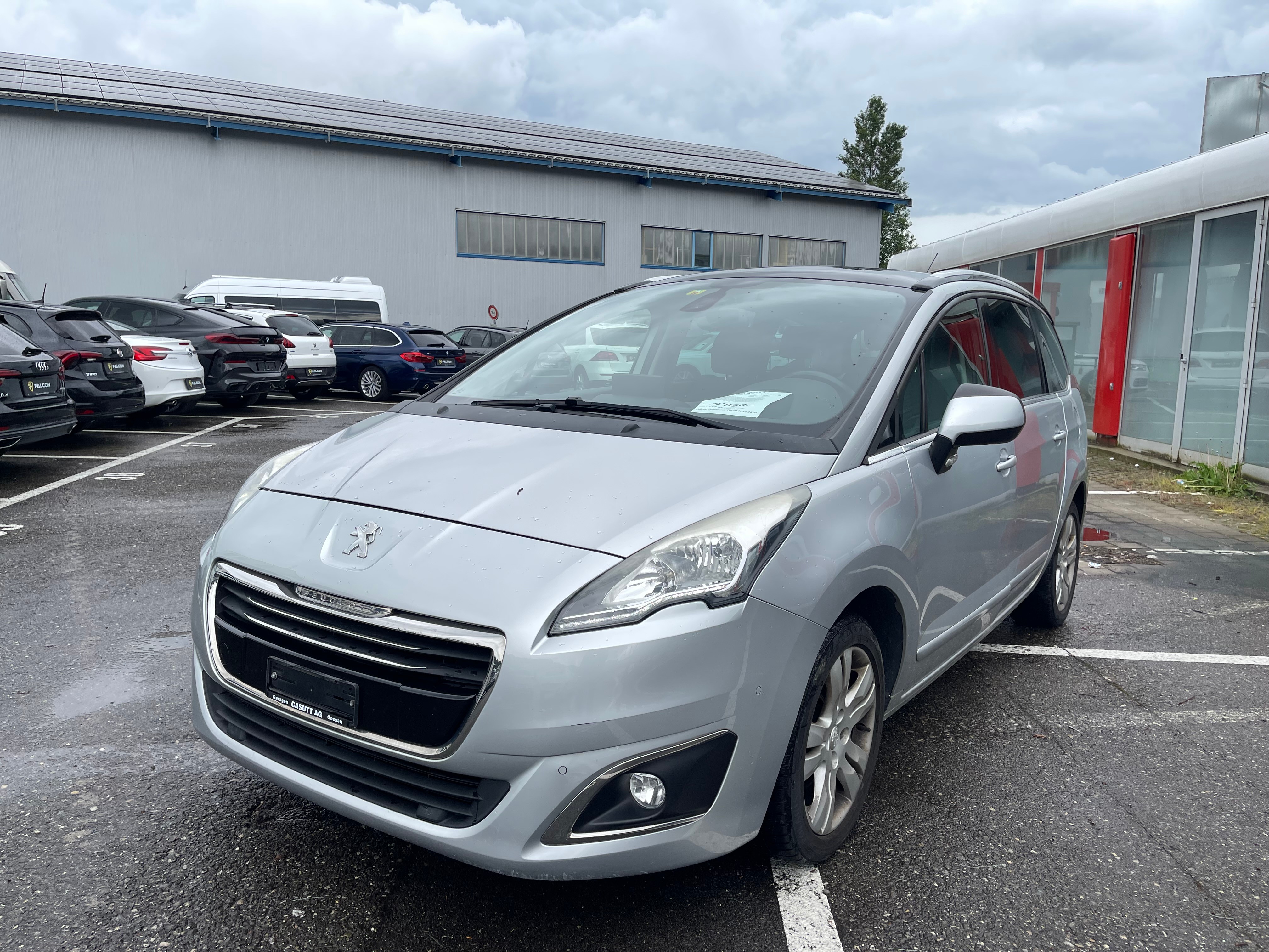 PEUGEOT 5008 1.6 BlueHDi Allure Tiptronic