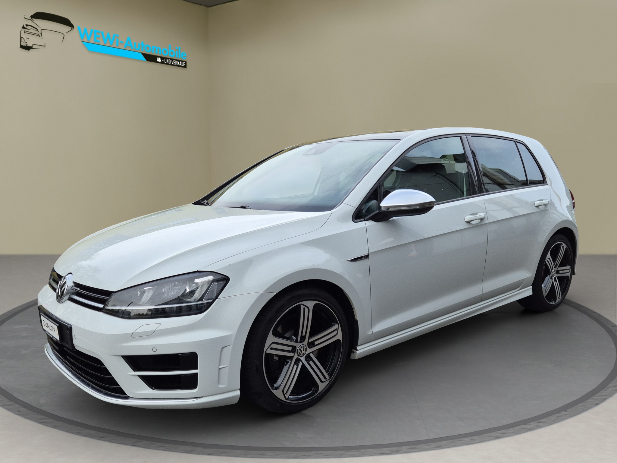 VW Golf 2.0 TSI R 4Motion