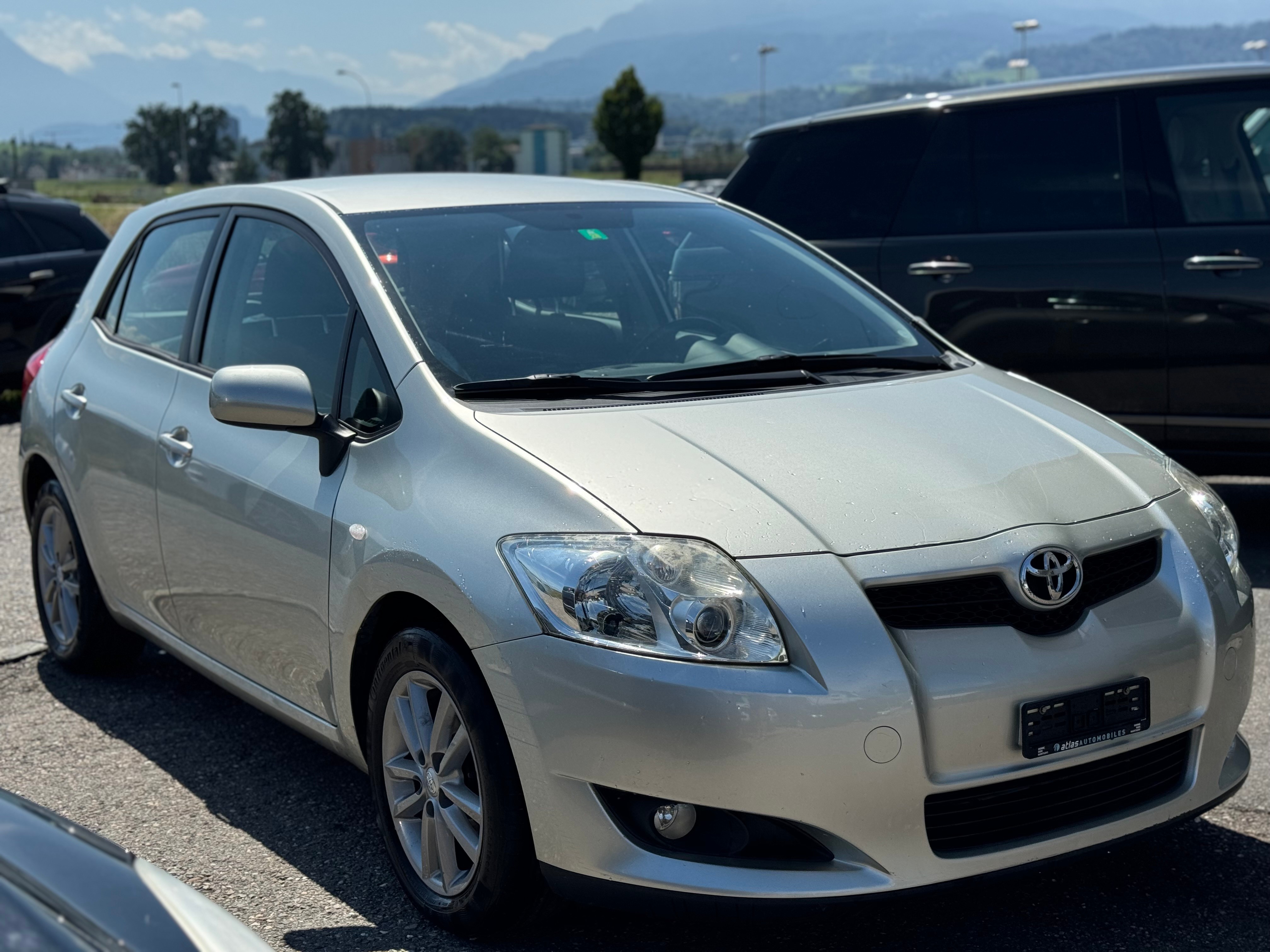 TOYOTA Auris 1.6 Linea Luna