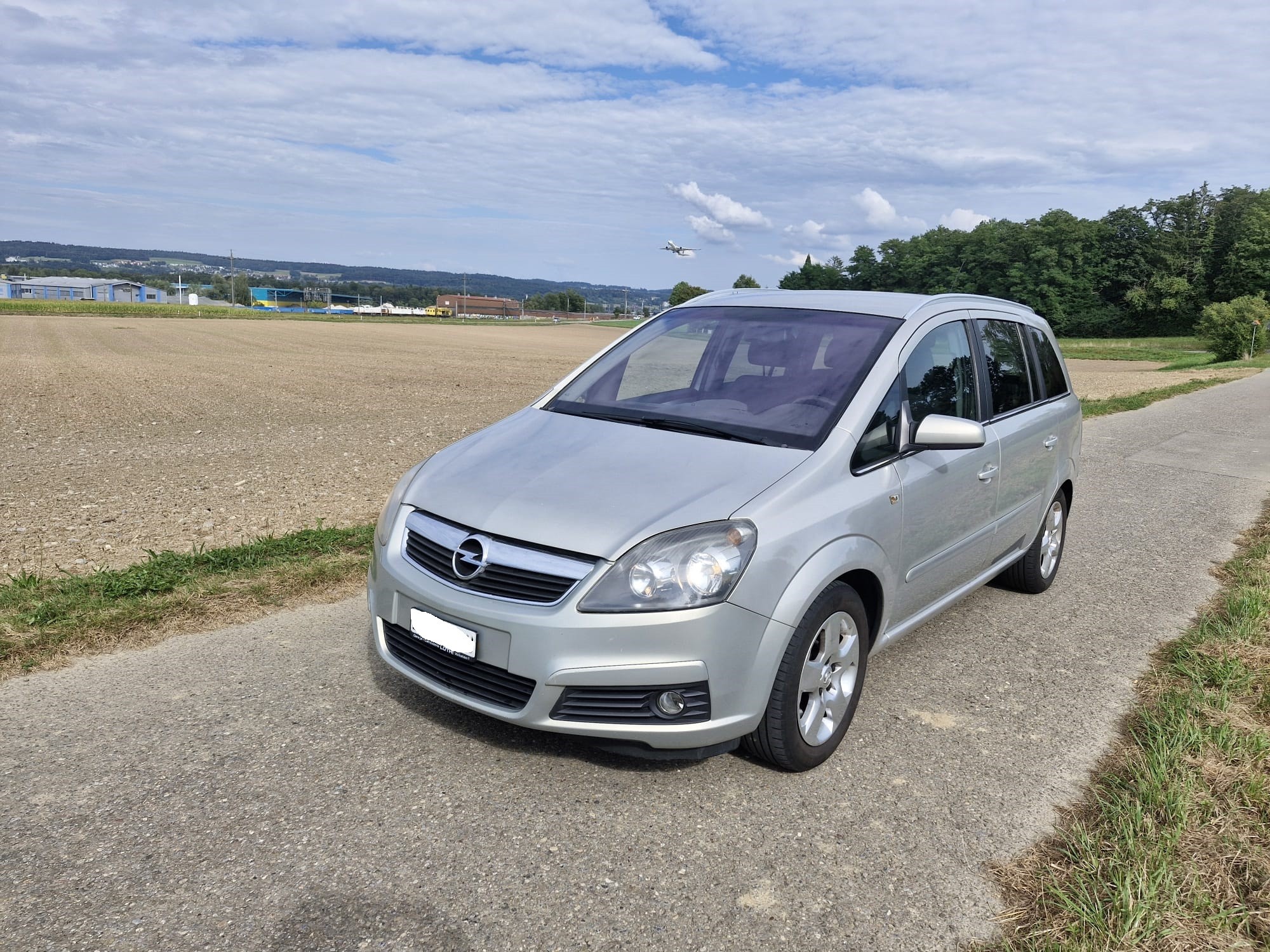 OPEL Zafira 2.2i 16V Enjoy