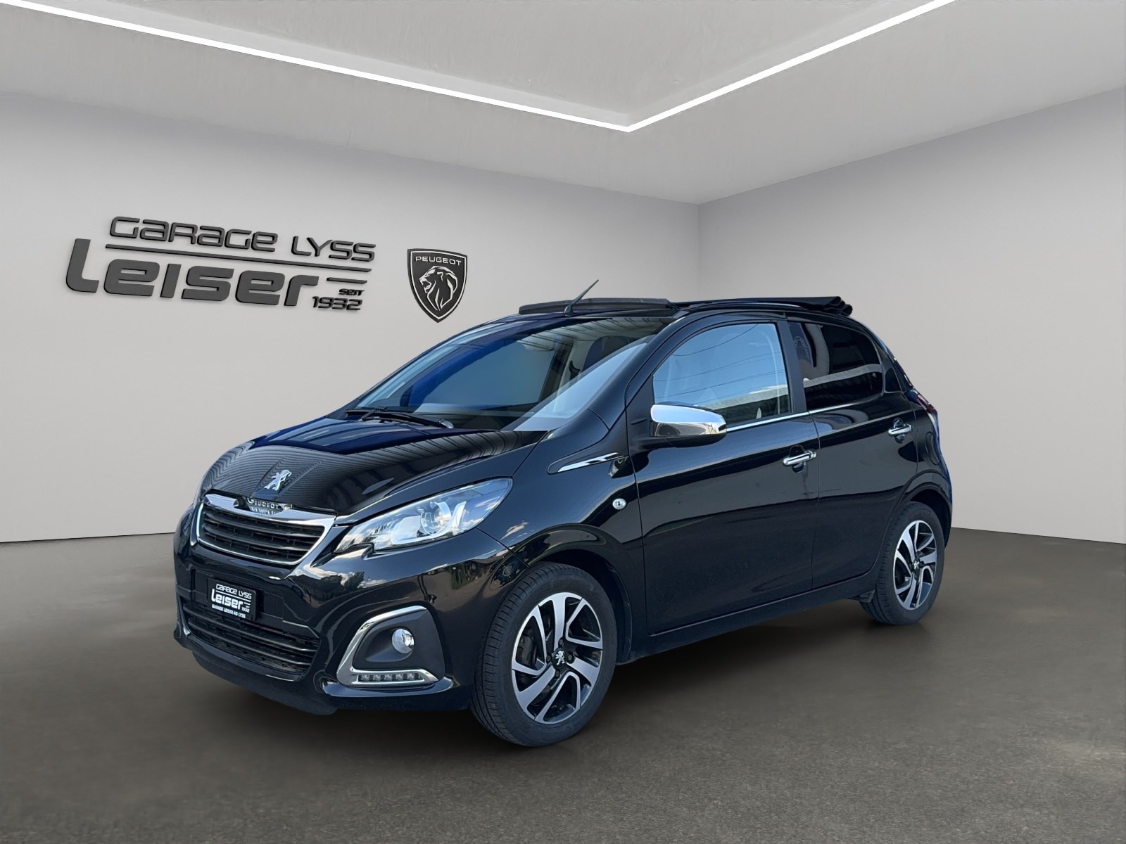 PEUGEOT 108 1.2 PureTech Allure Top