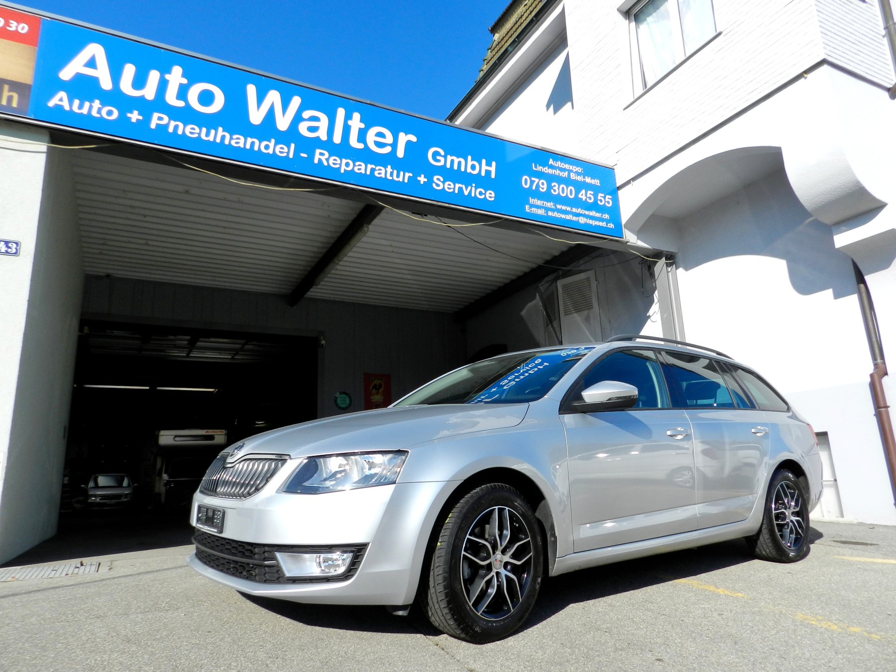 SKODA Octavia Combi 1.6 TDI Ambition DSG