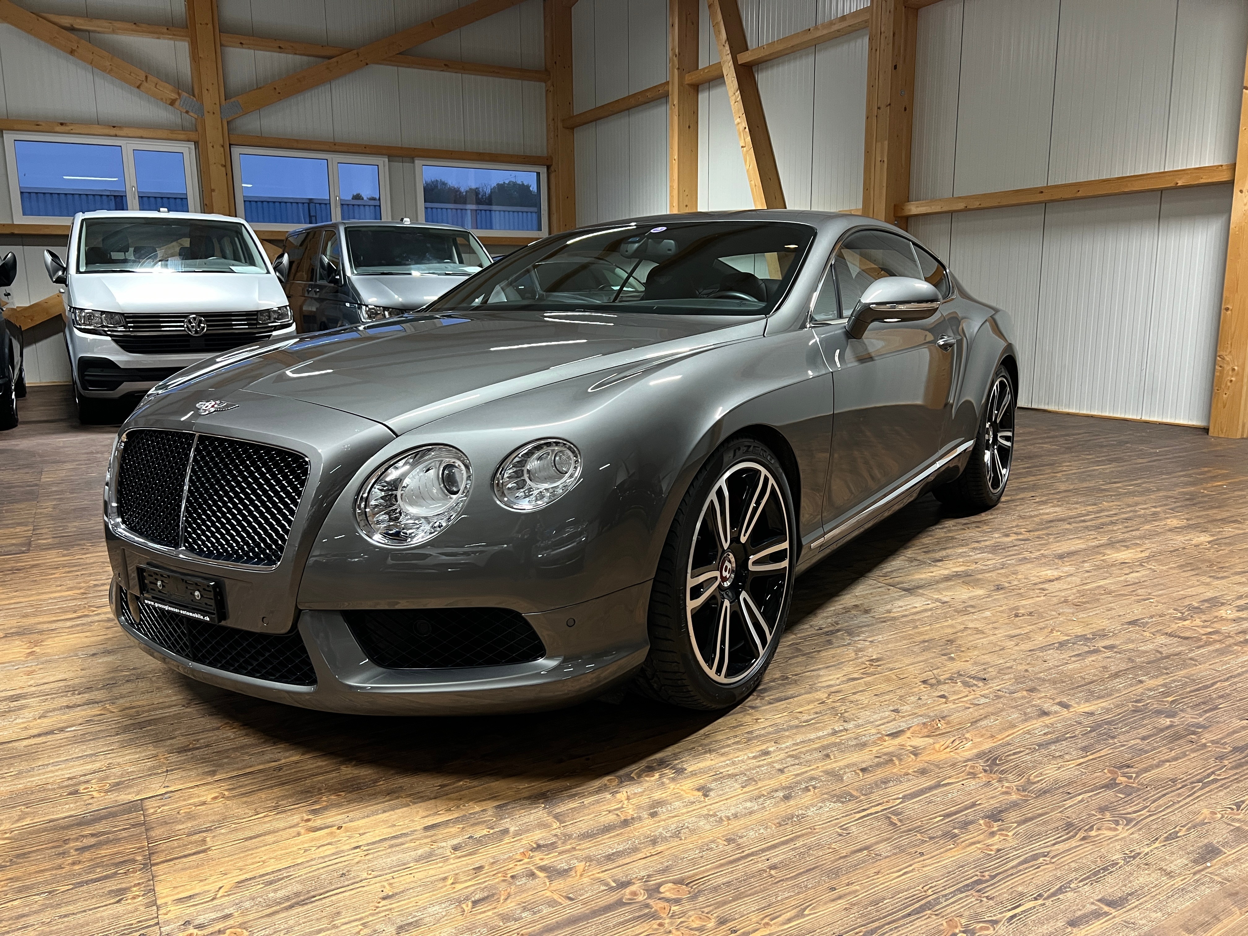 BENTLEY Continental GT 4.0 V8