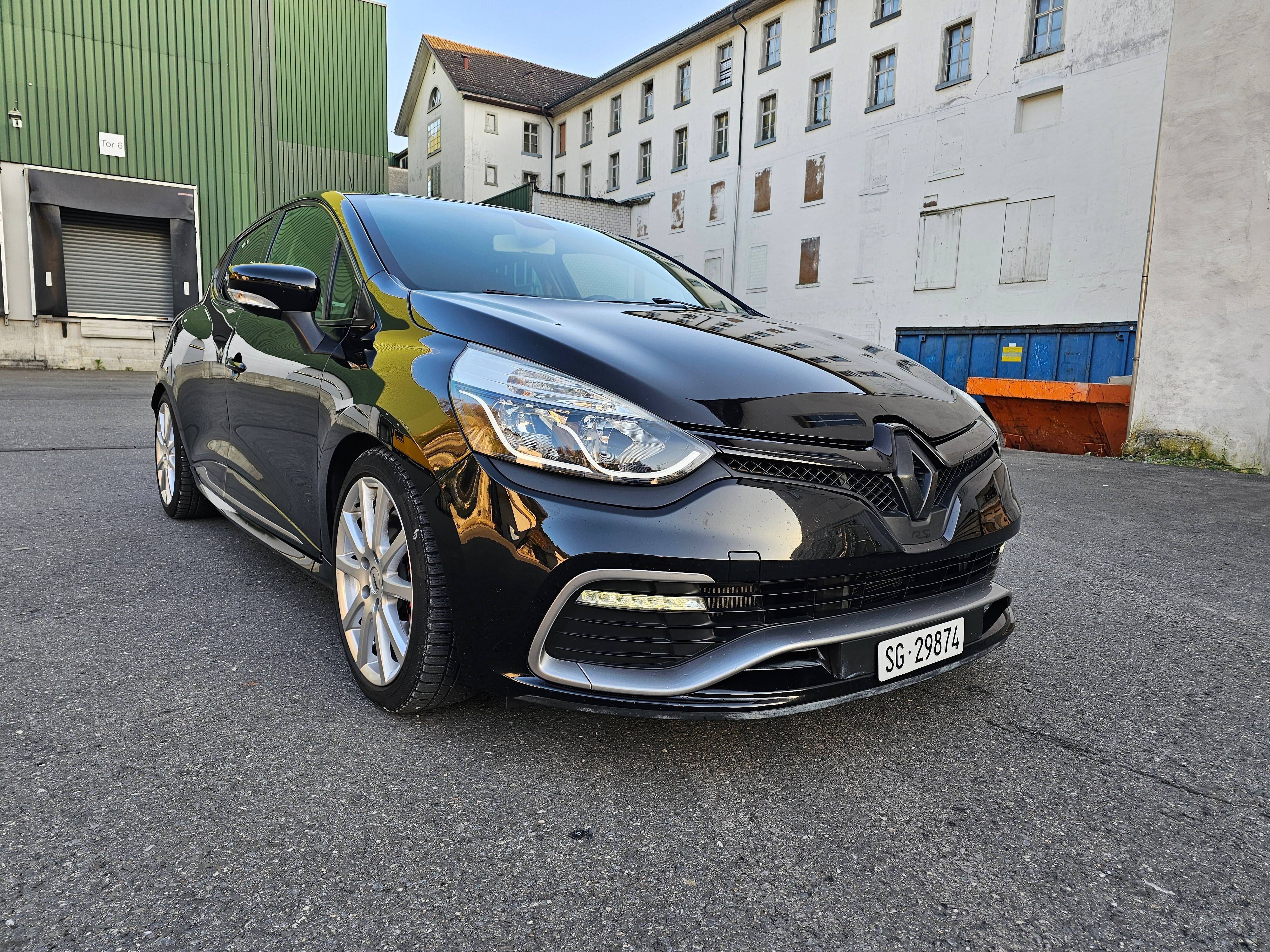 RENAULT Clio 1.6 T RS 200 EDC