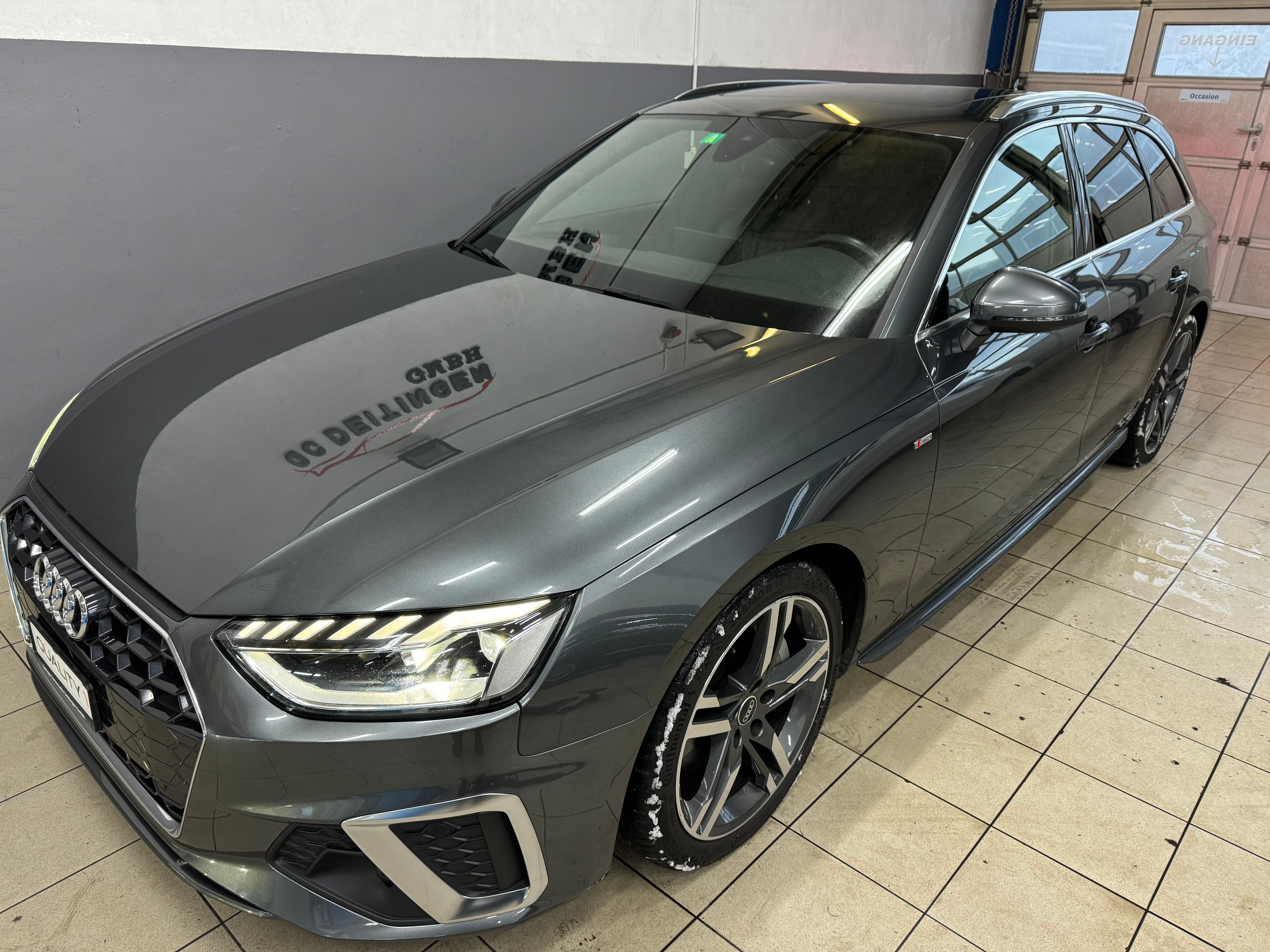 AUDI A4 Avant 40 TDI S line quattro S-tronic