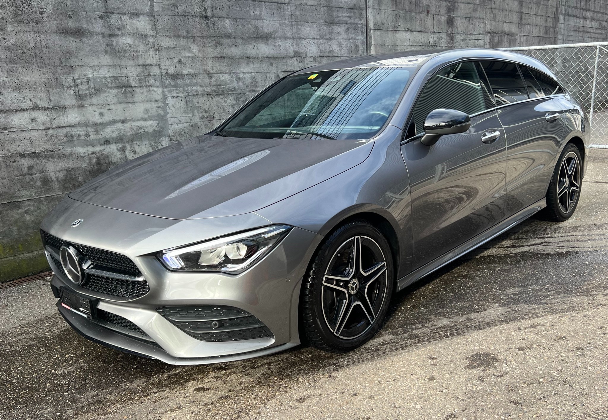 MERCEDES-BENZ CLA Shooting Brake 250 4Matic 7G-DCT AMG Line