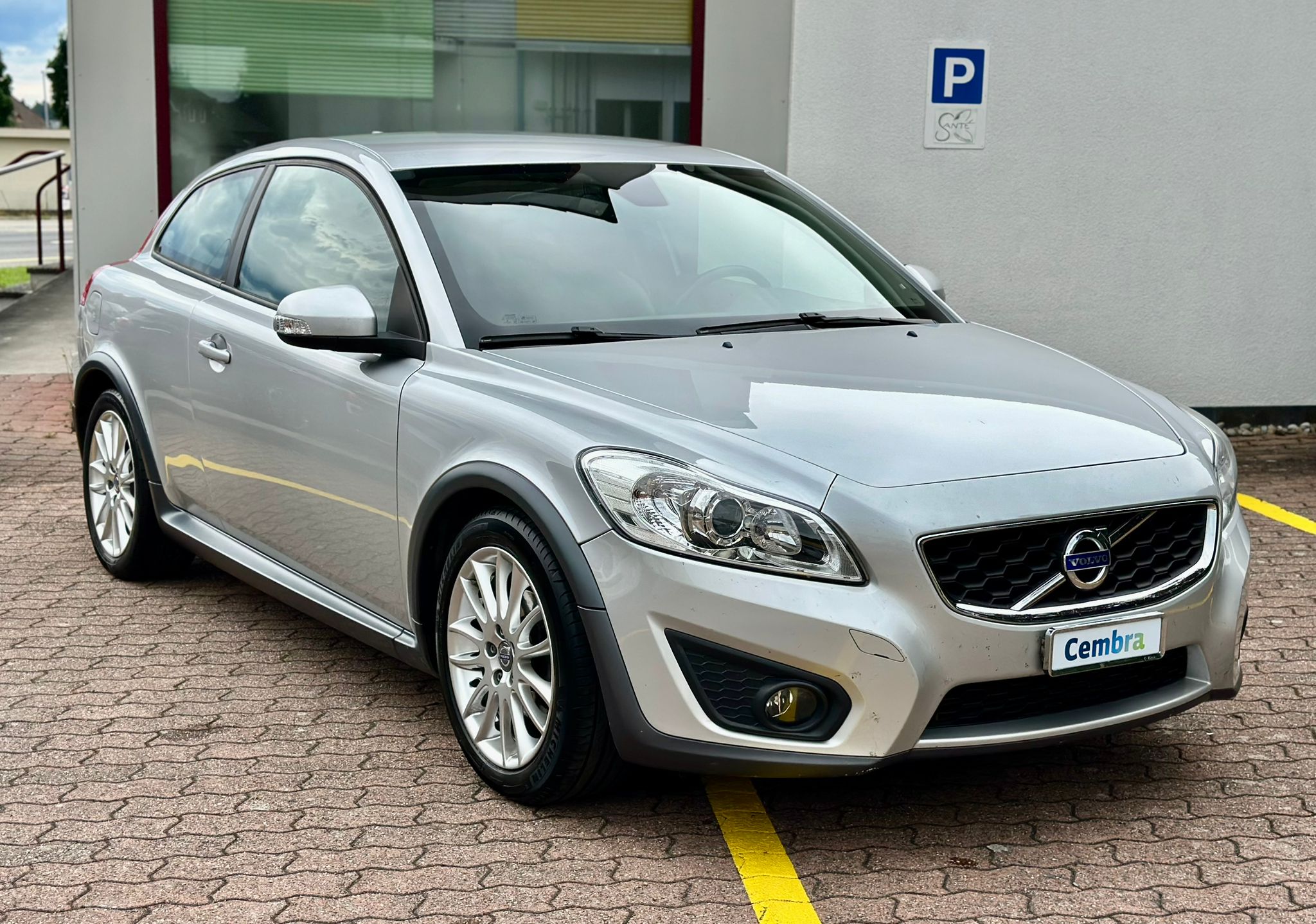 VOLVO C30 D2 Momentum