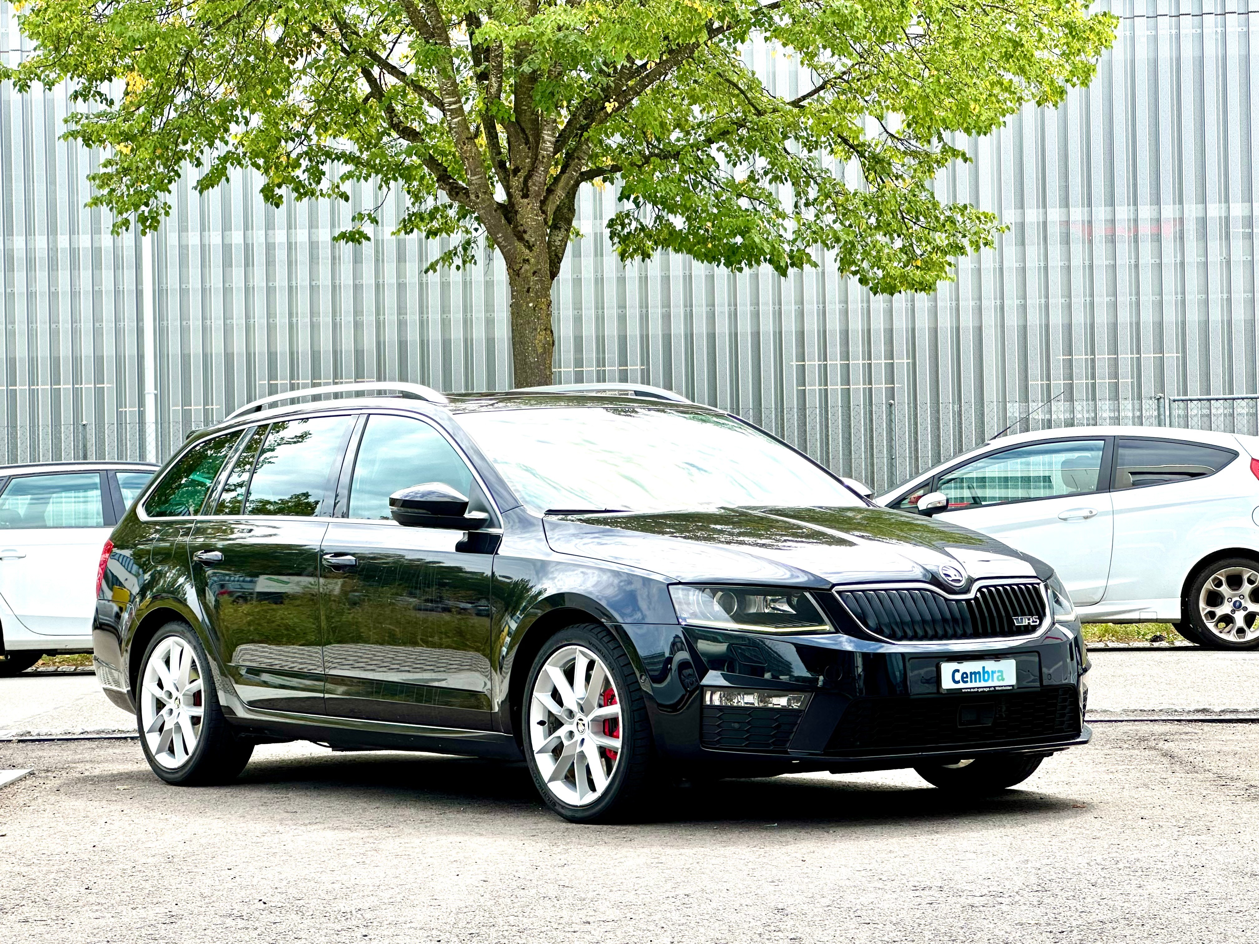 SKODA Octavia RS 220PS Combi 2.0 TSI DSG