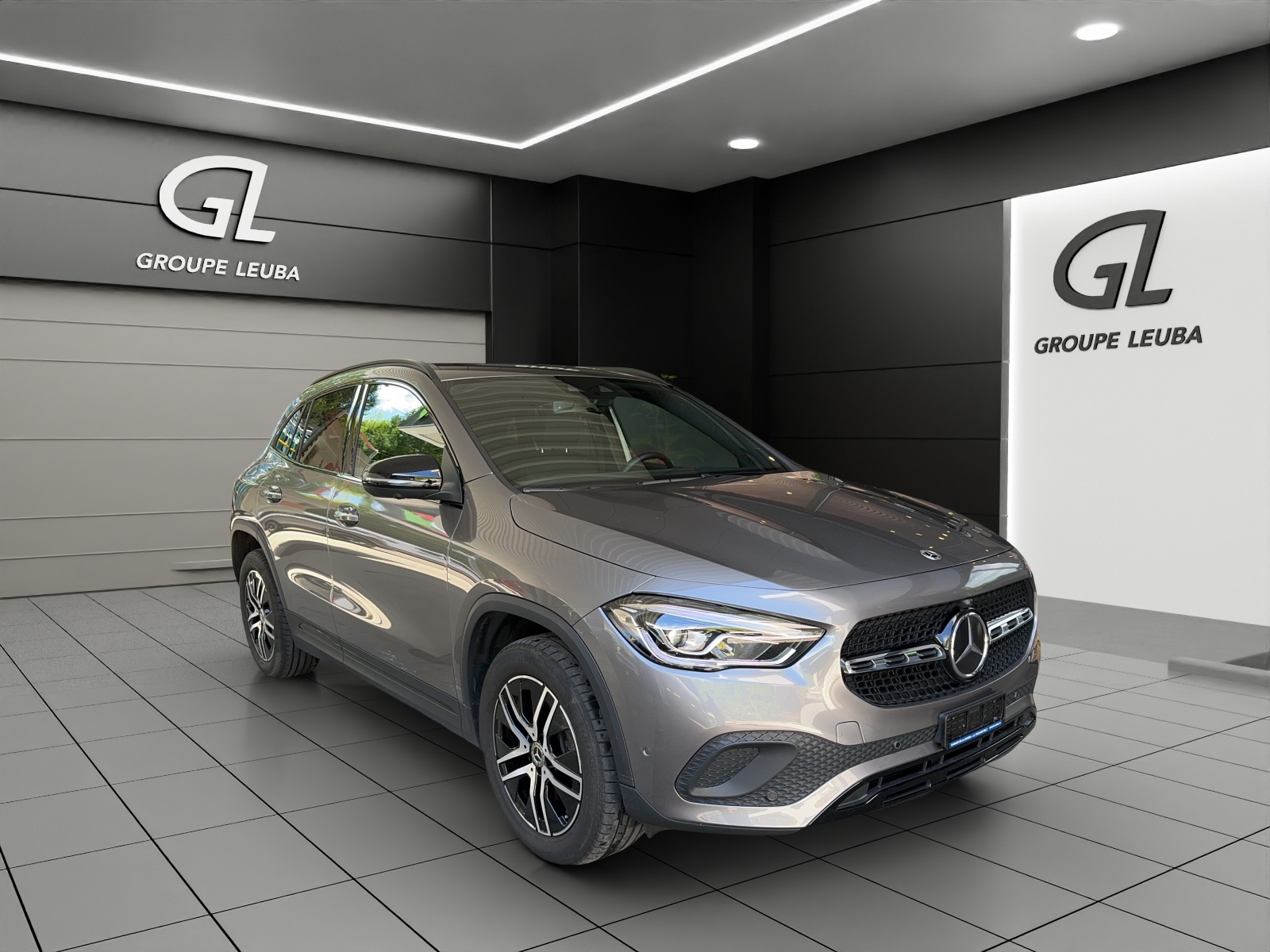 MERCEDES-BENZ GLA 250 Progressive4Matic