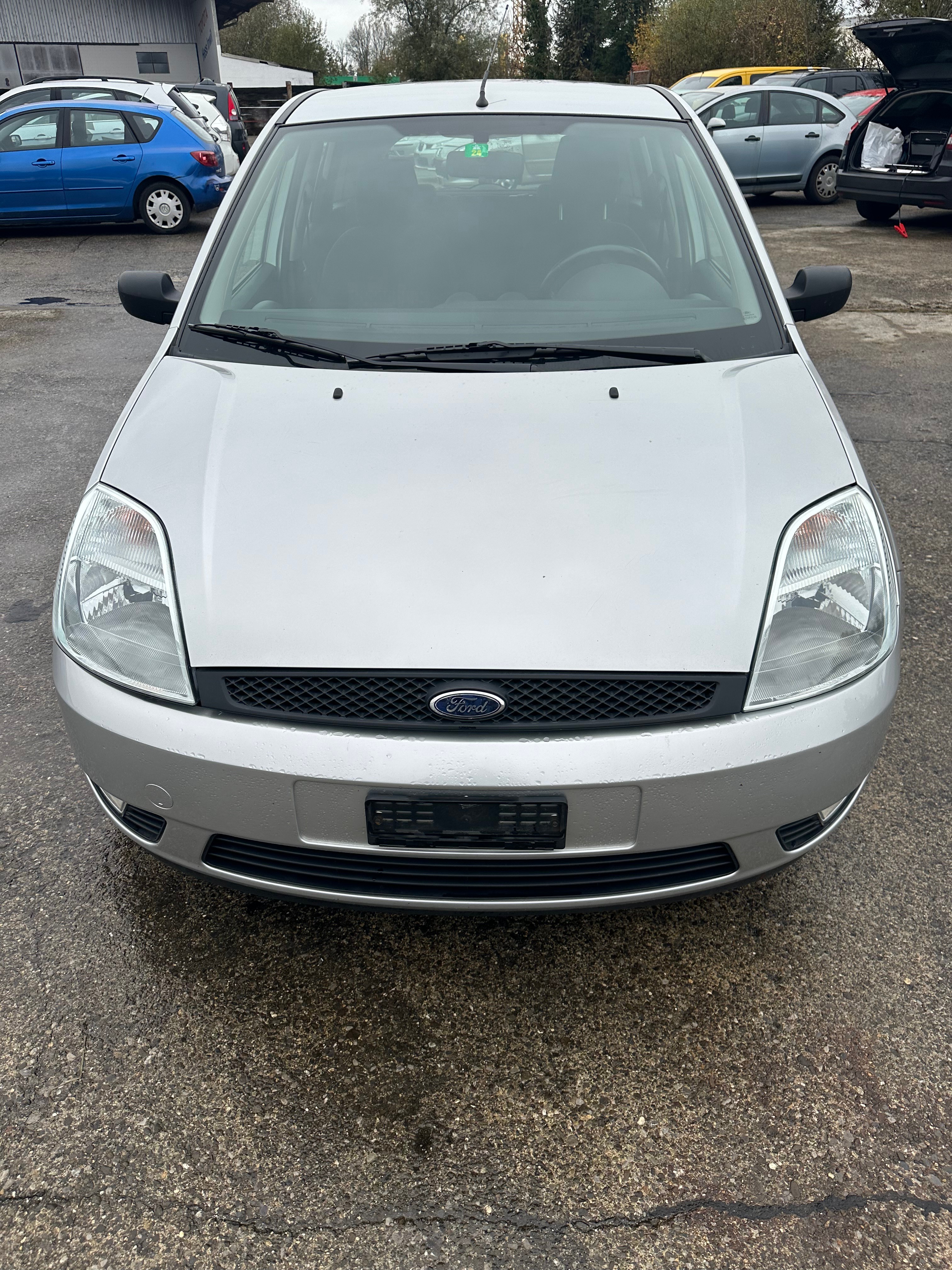 FORD Fiesta 1.4 16V Trend