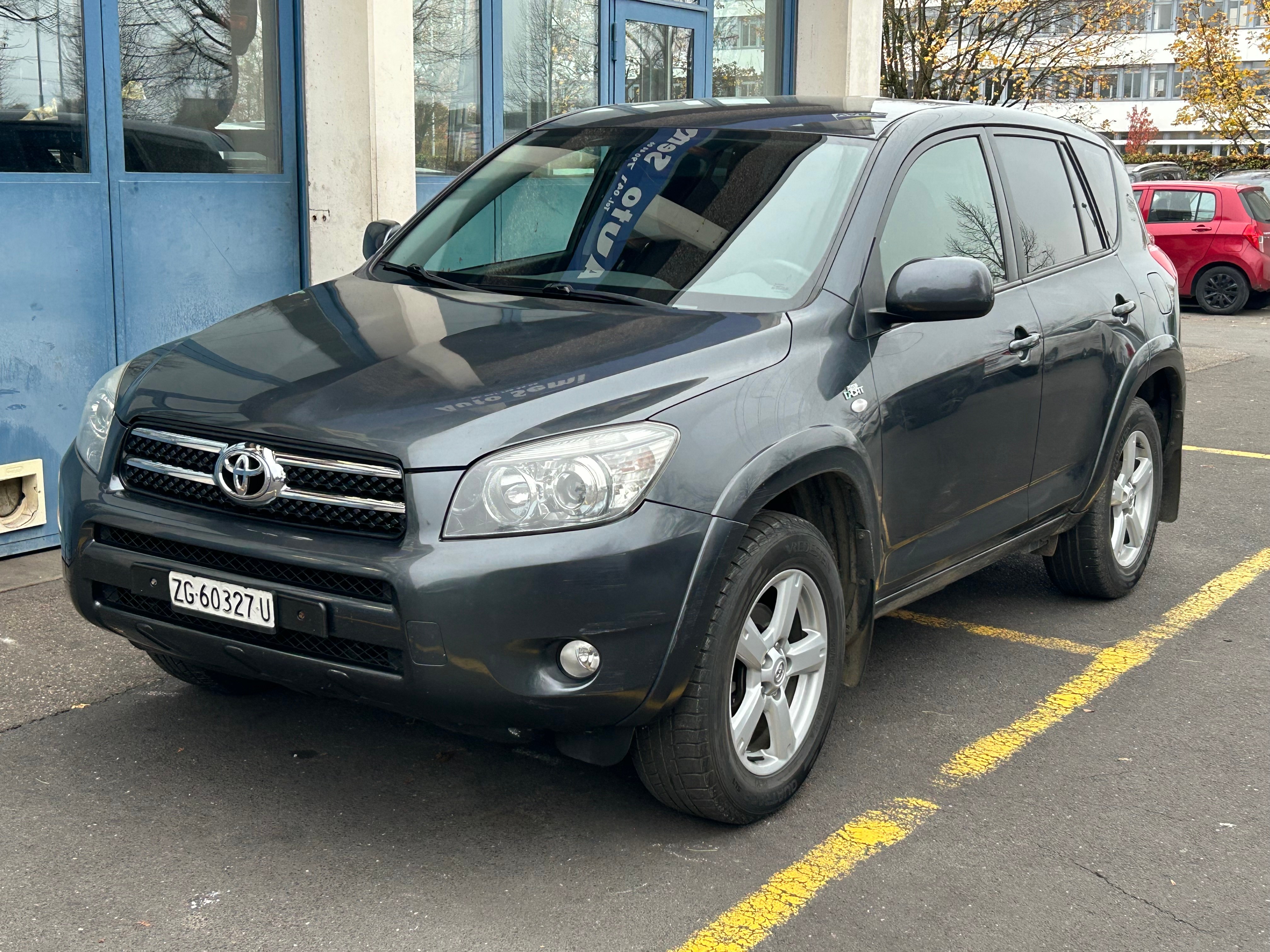 TOYOTA RAV-4