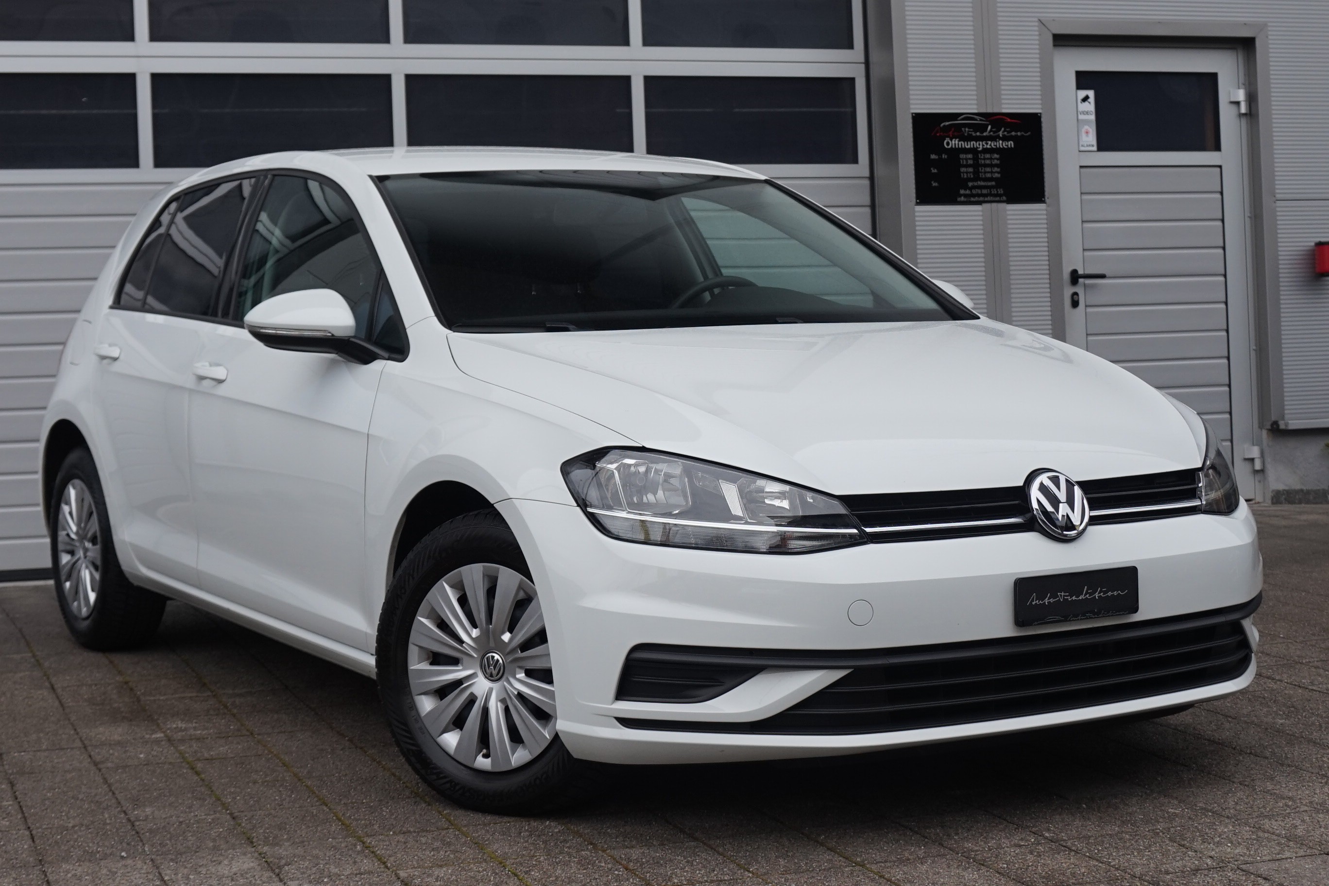 VW Golf 1.0 TSI Trendline