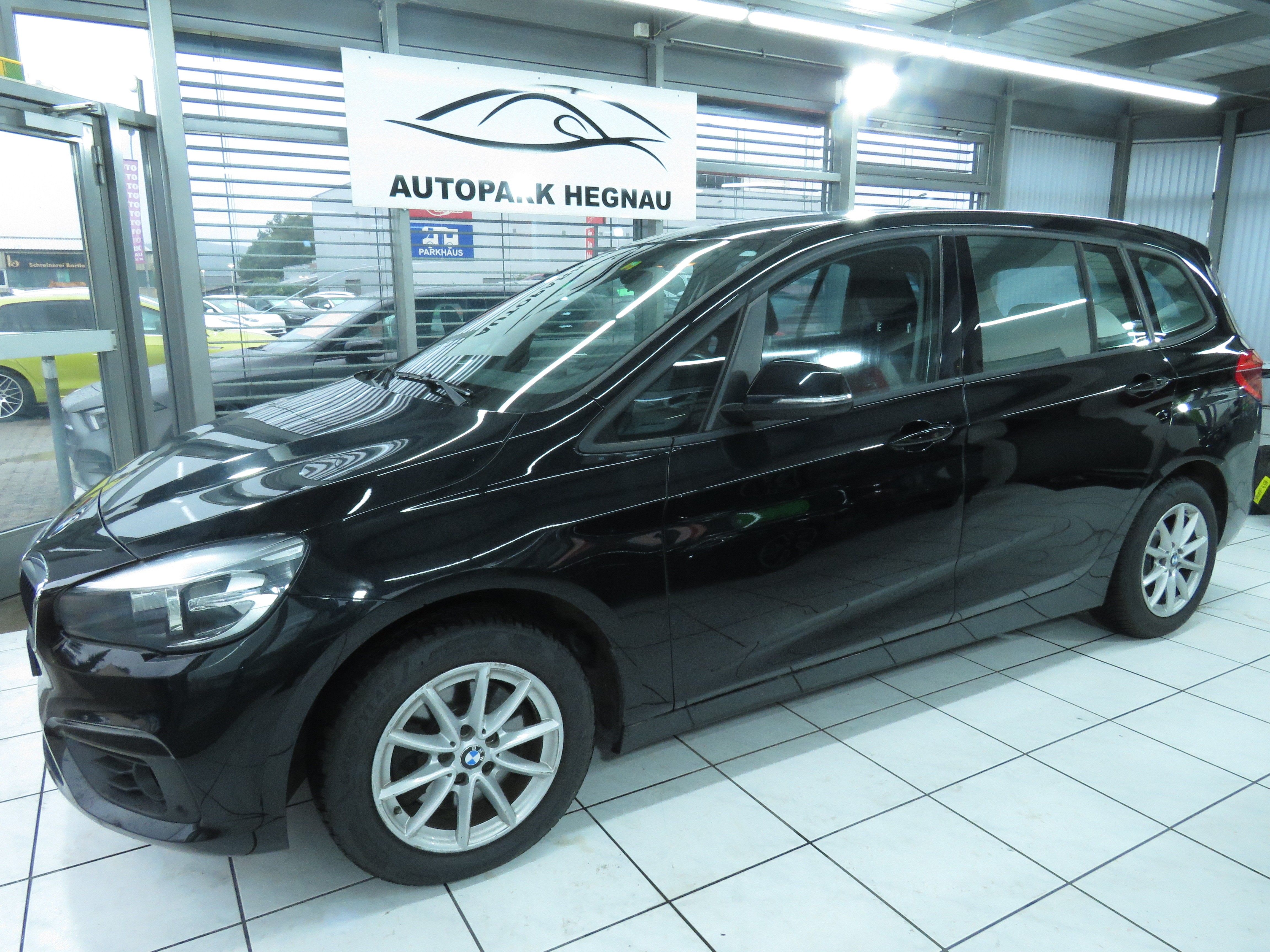 BMW 218d Gran Tourer Steptronic (Automat)