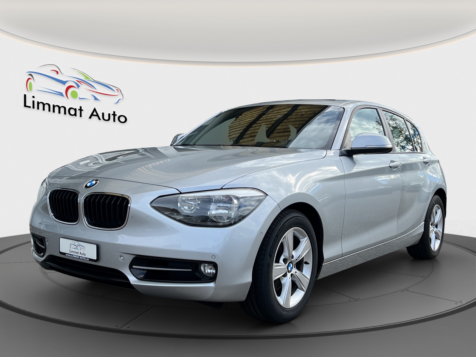 BMW 118i Sport Line Steptronic