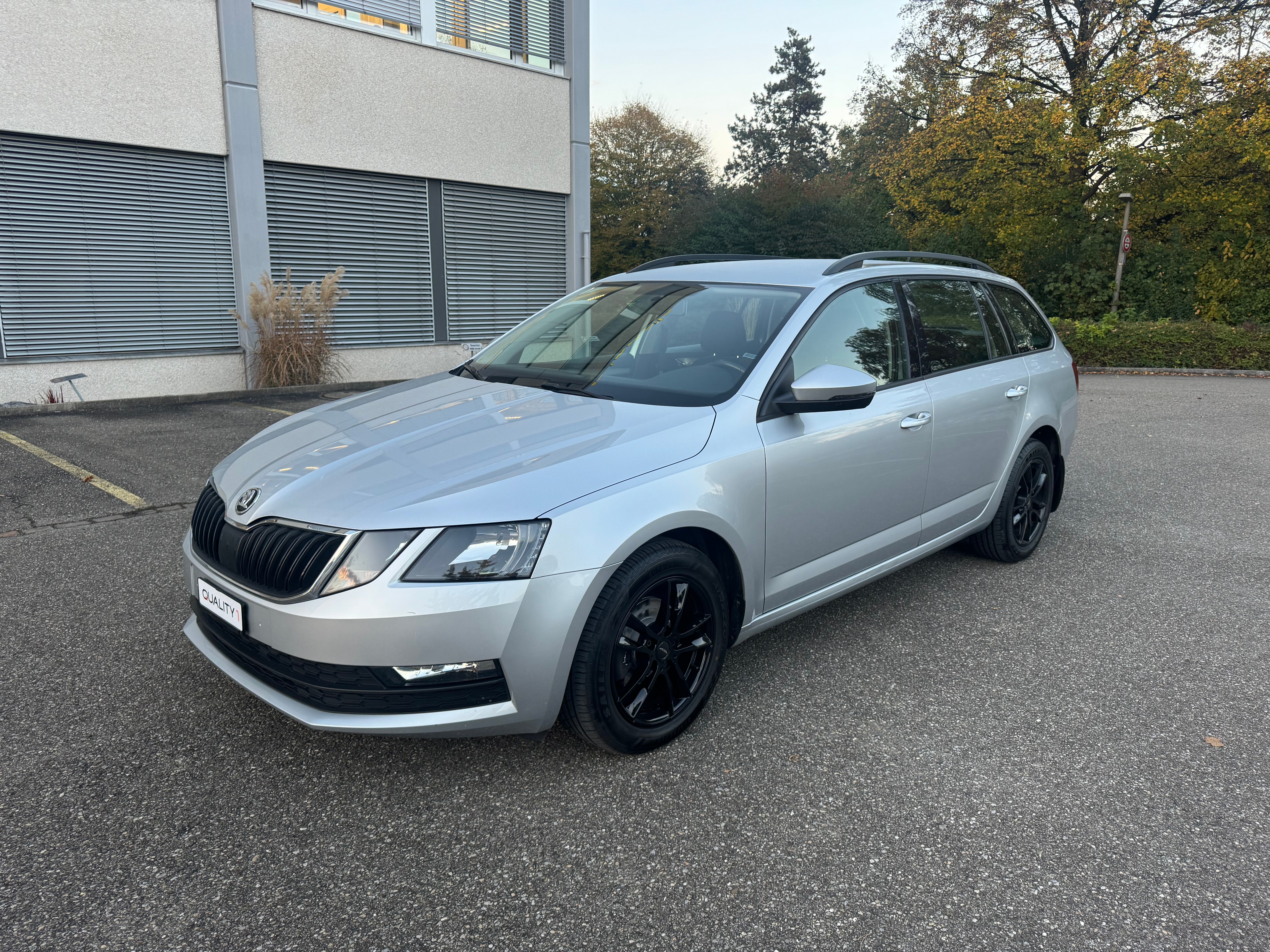 SKODA Octavia Combi 1.6 TDI Ambition DSG