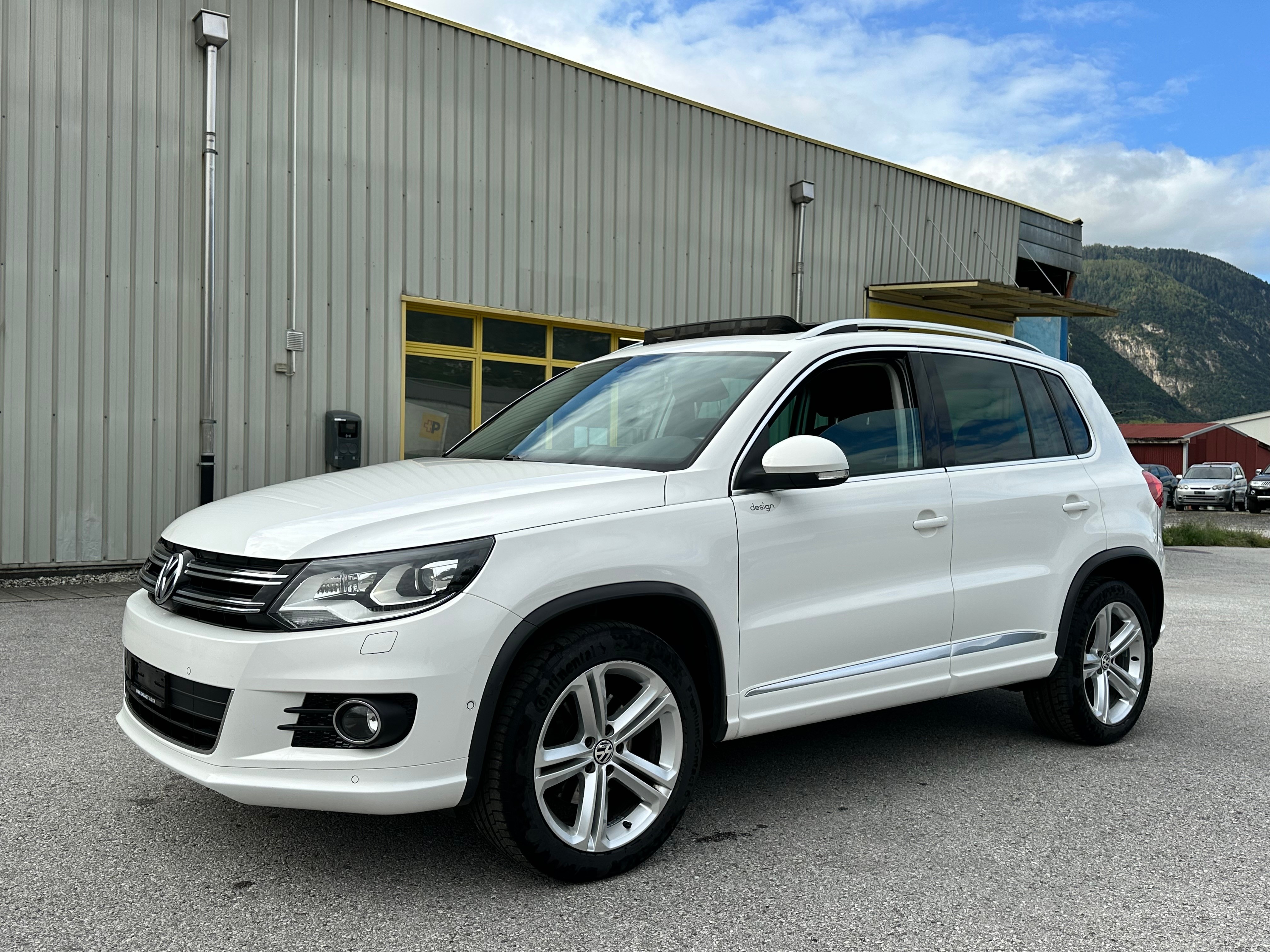 VW Tiguan 2.0 TSI R-Line Design 4Motion DSG