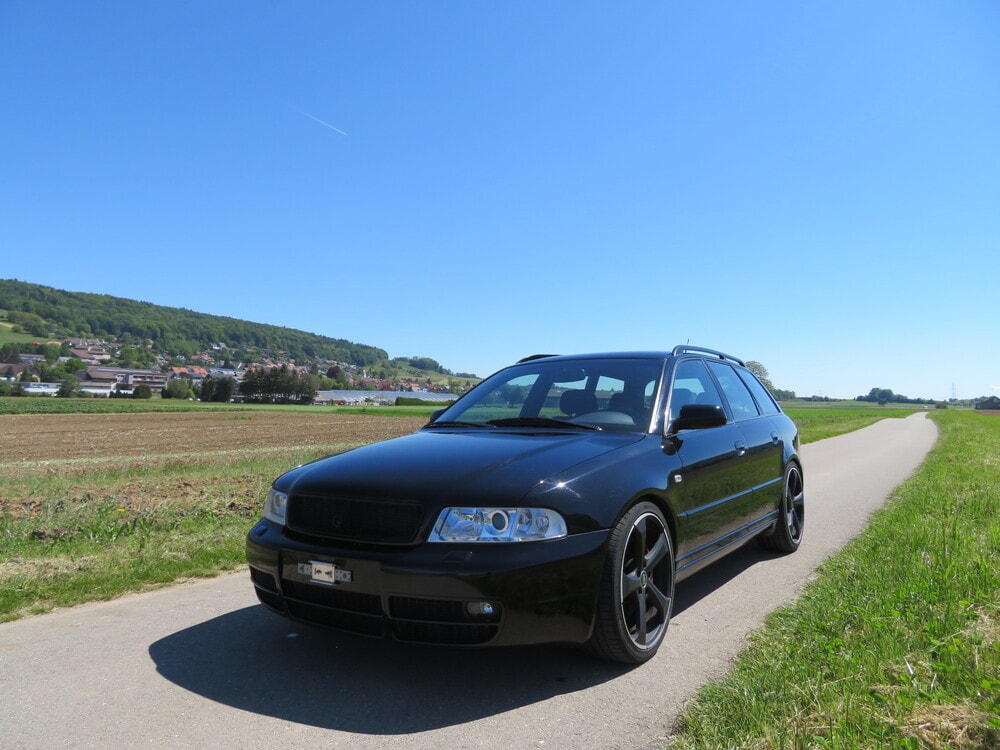 AUDI S4 Avant quattro