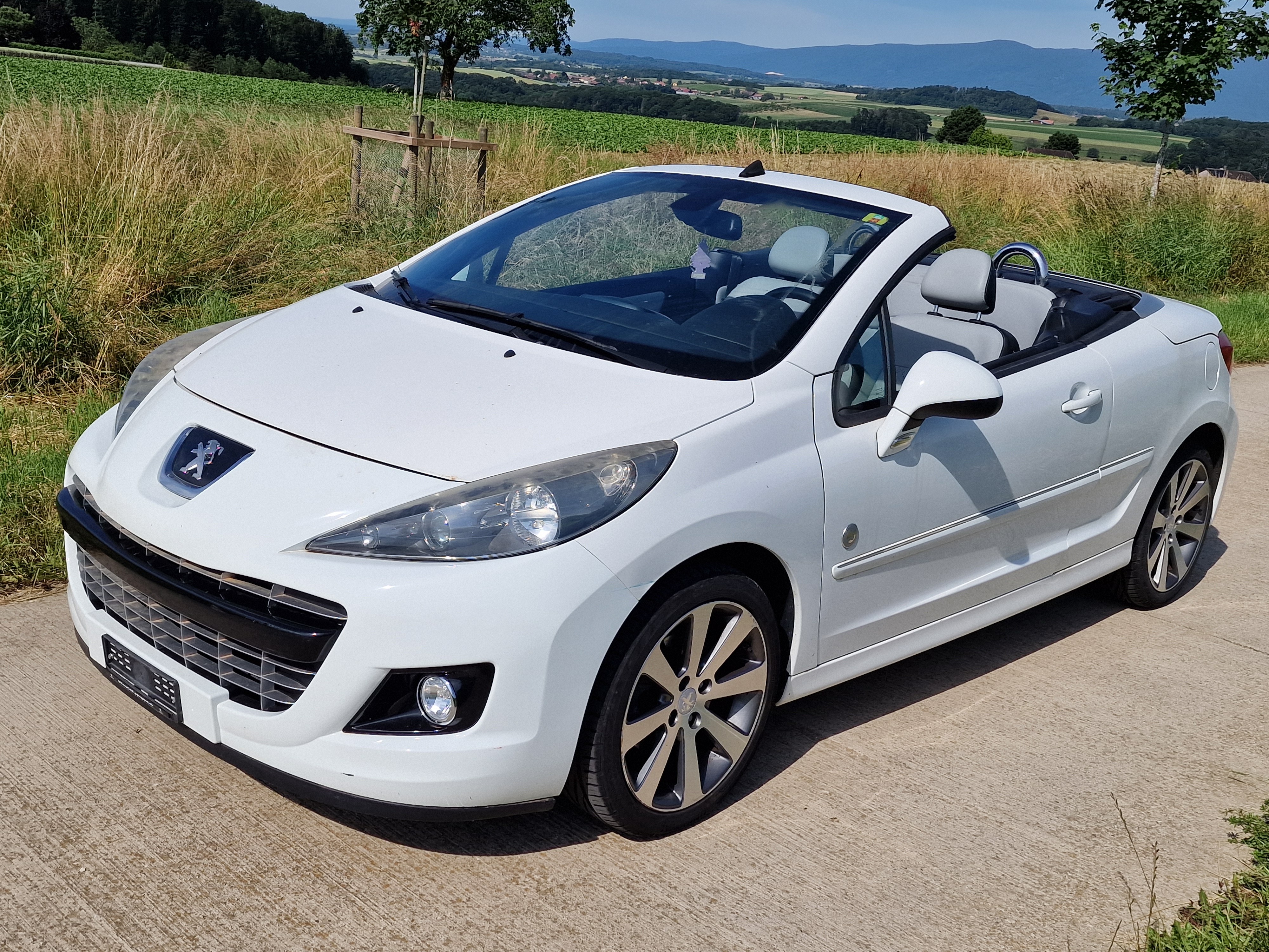 PEUGEOT 207 CC 1.6 16V Turbo Allure