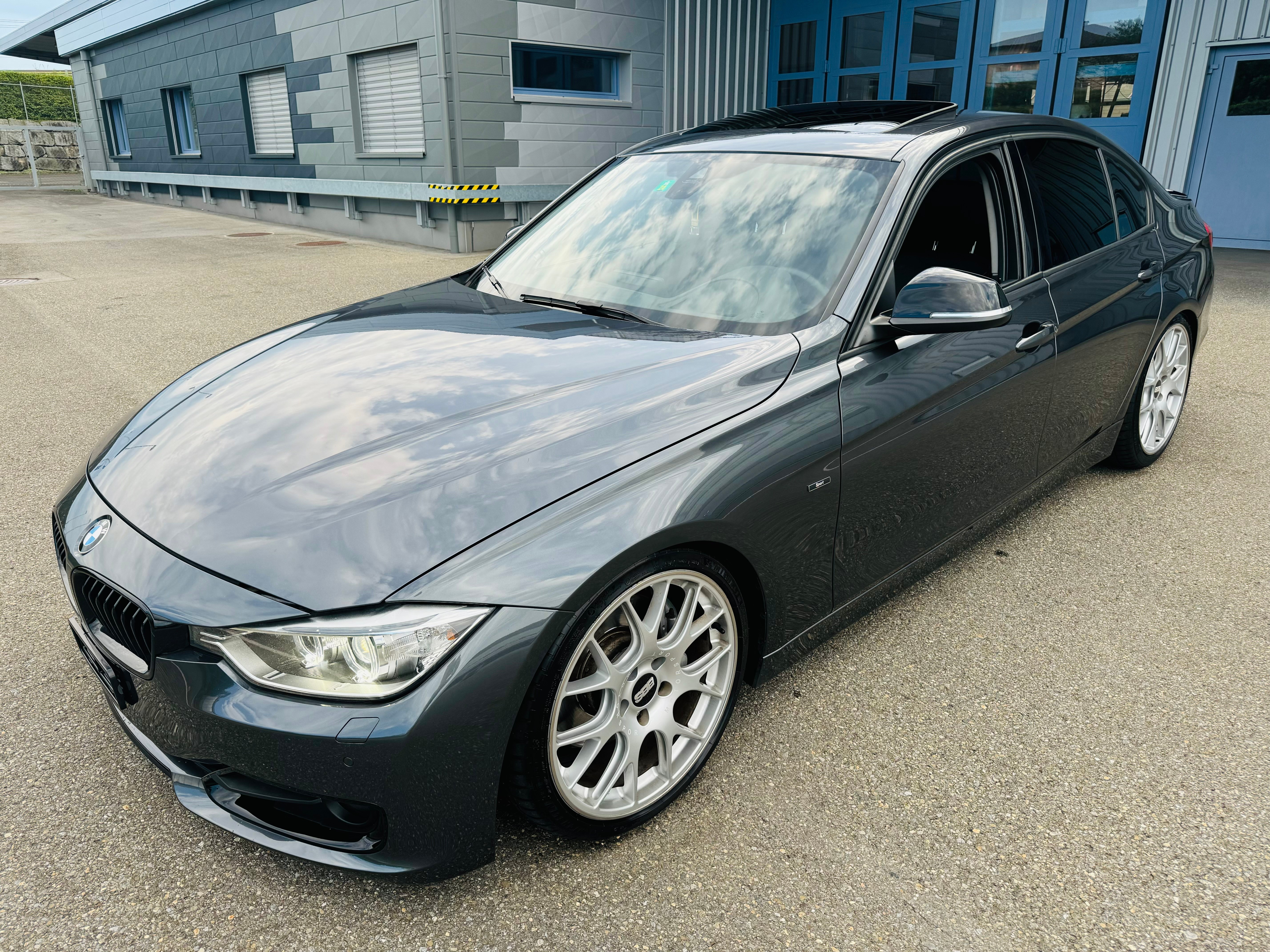 BMW 335i Sport Line Steptronic