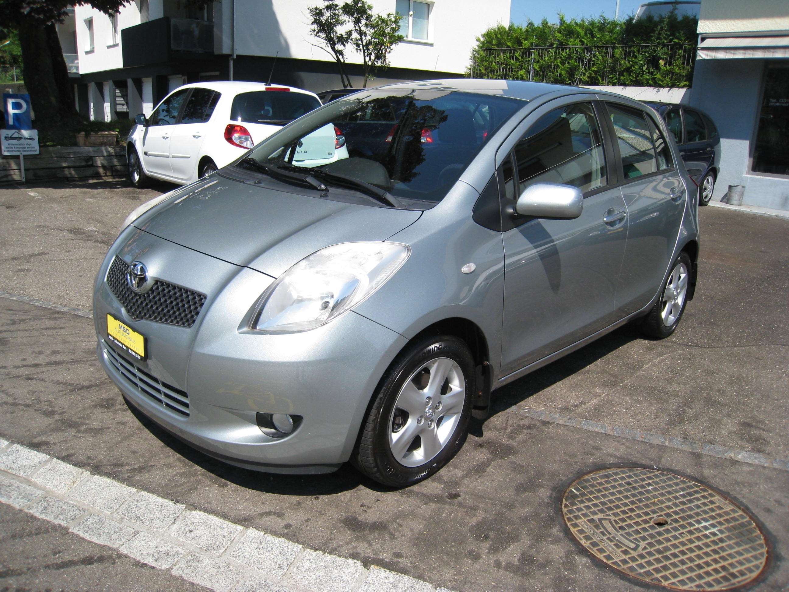 TOYOTA Yaris 1.3 Linea Sol