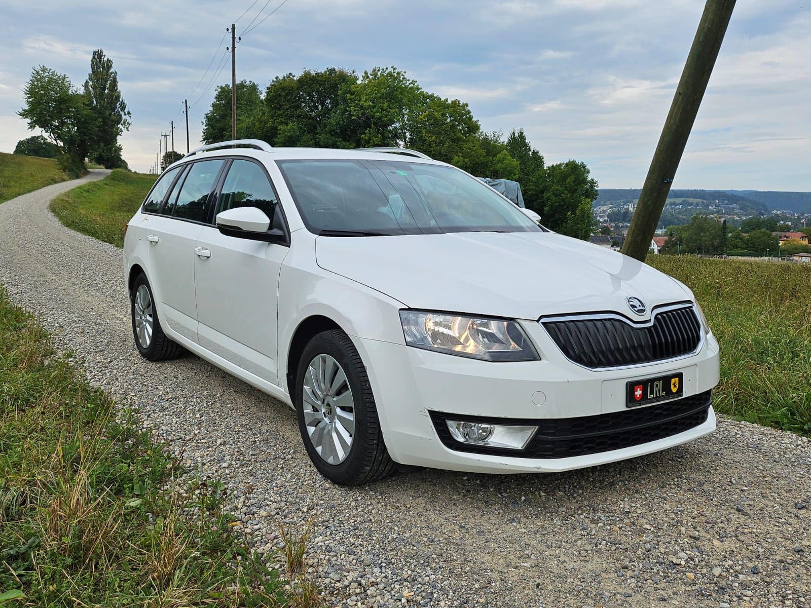 SKODA Octavia Combi 1.6 TDI Ambition 4x4