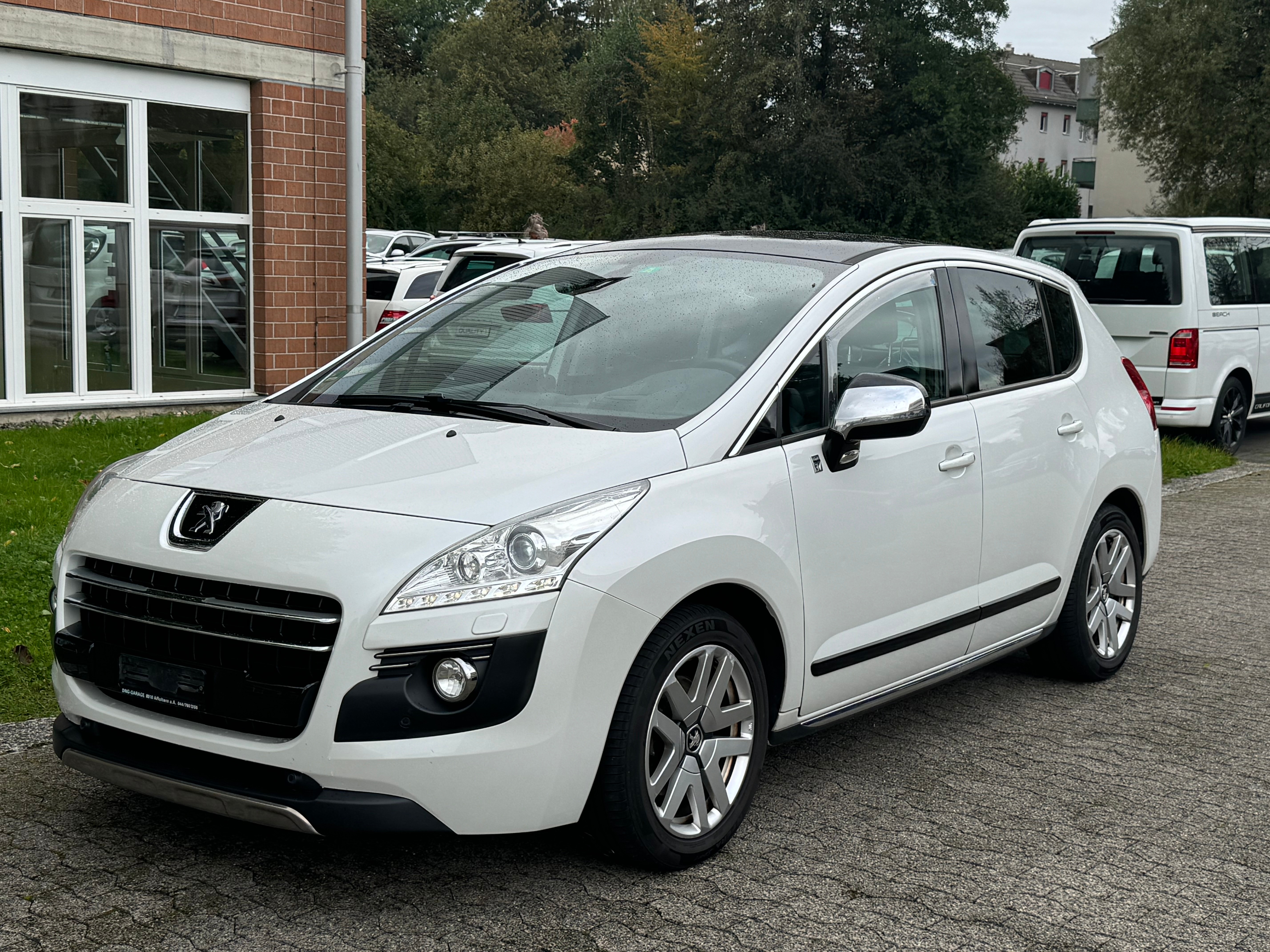 PEUGEOT 3008 HYbrid4 2.0 HDI EGS6