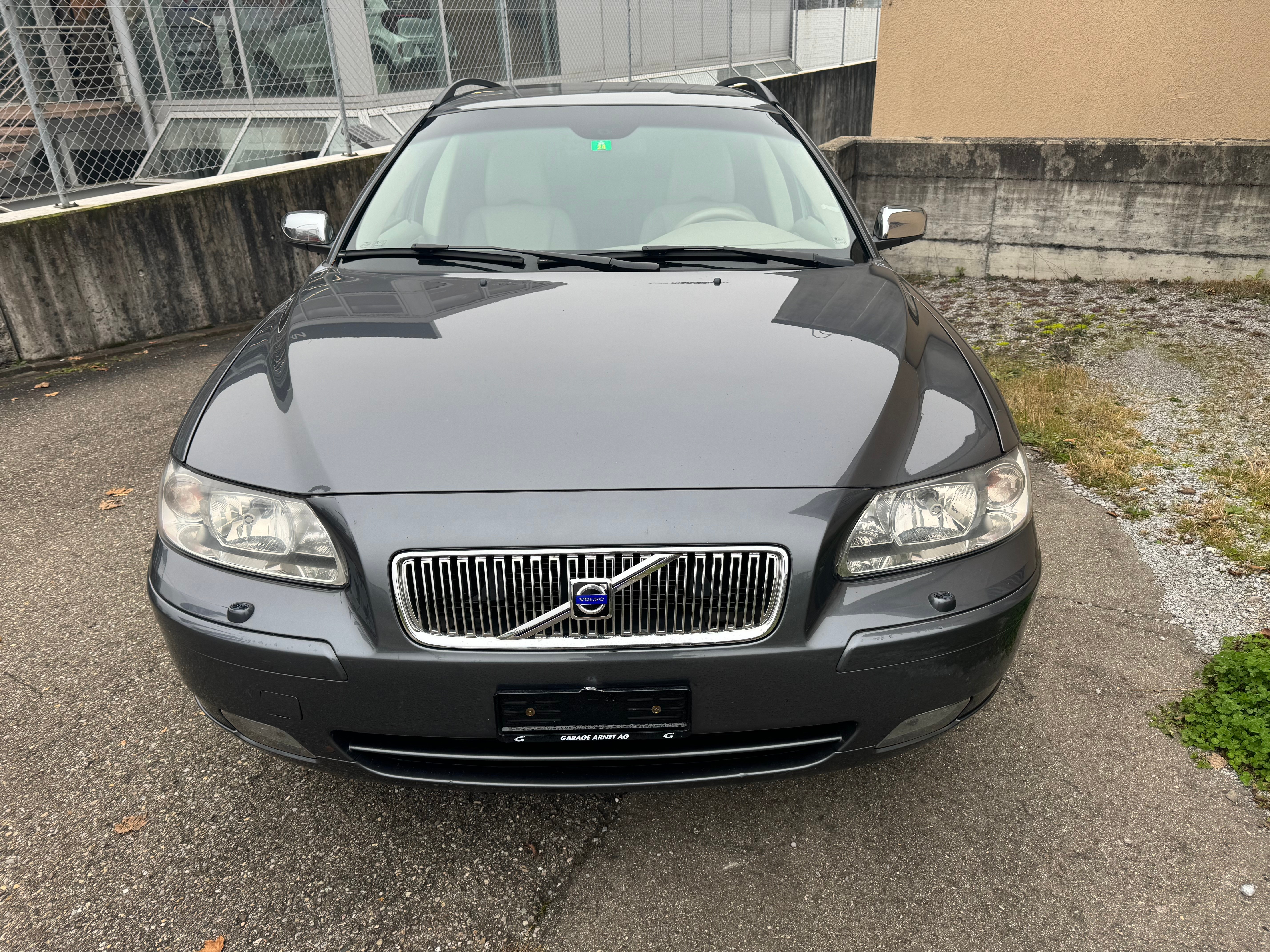 VOLVO V70 2.4 Momentum