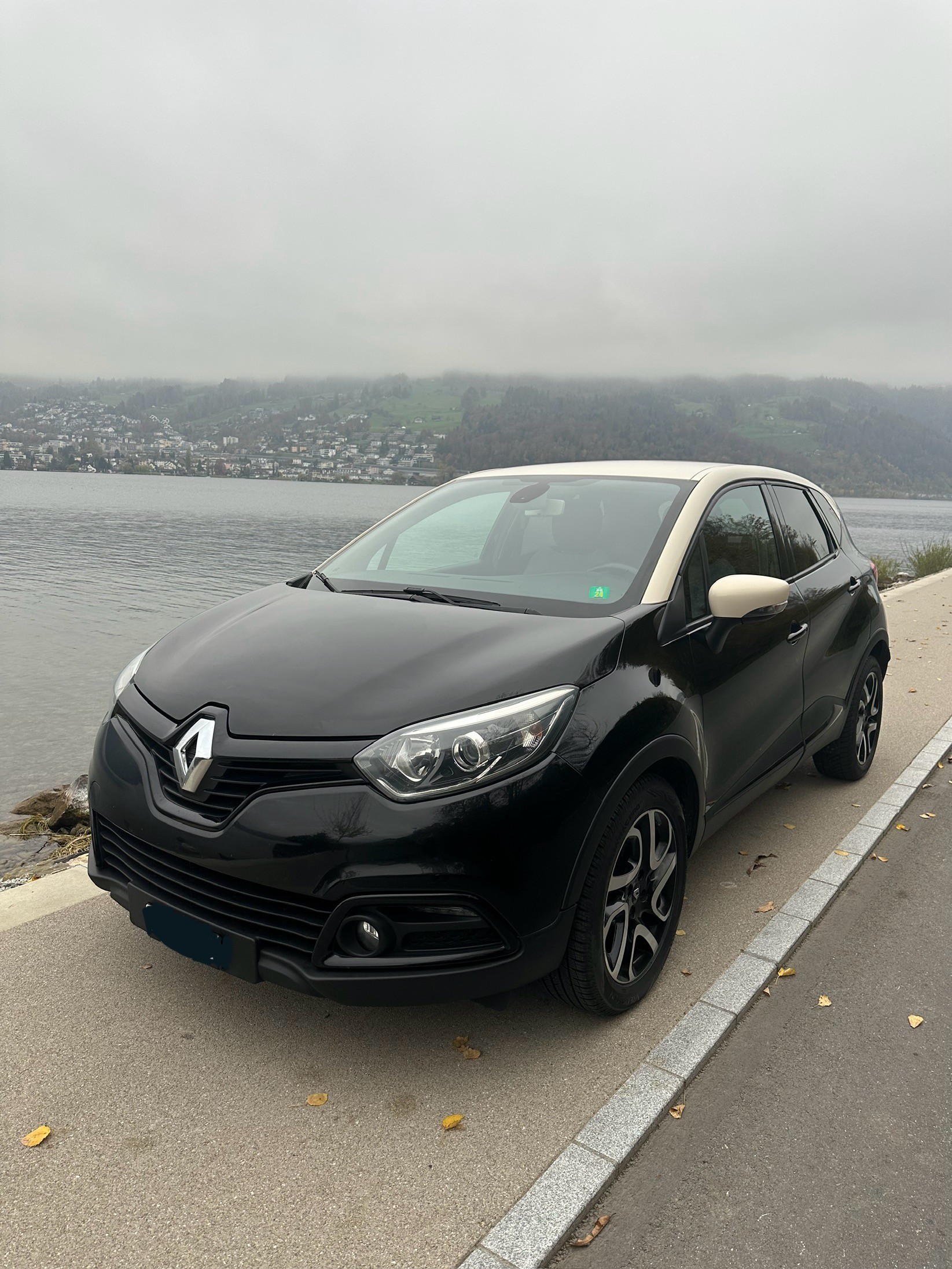 RENAULT Captur 1.2 T 16V Dynamique EDC