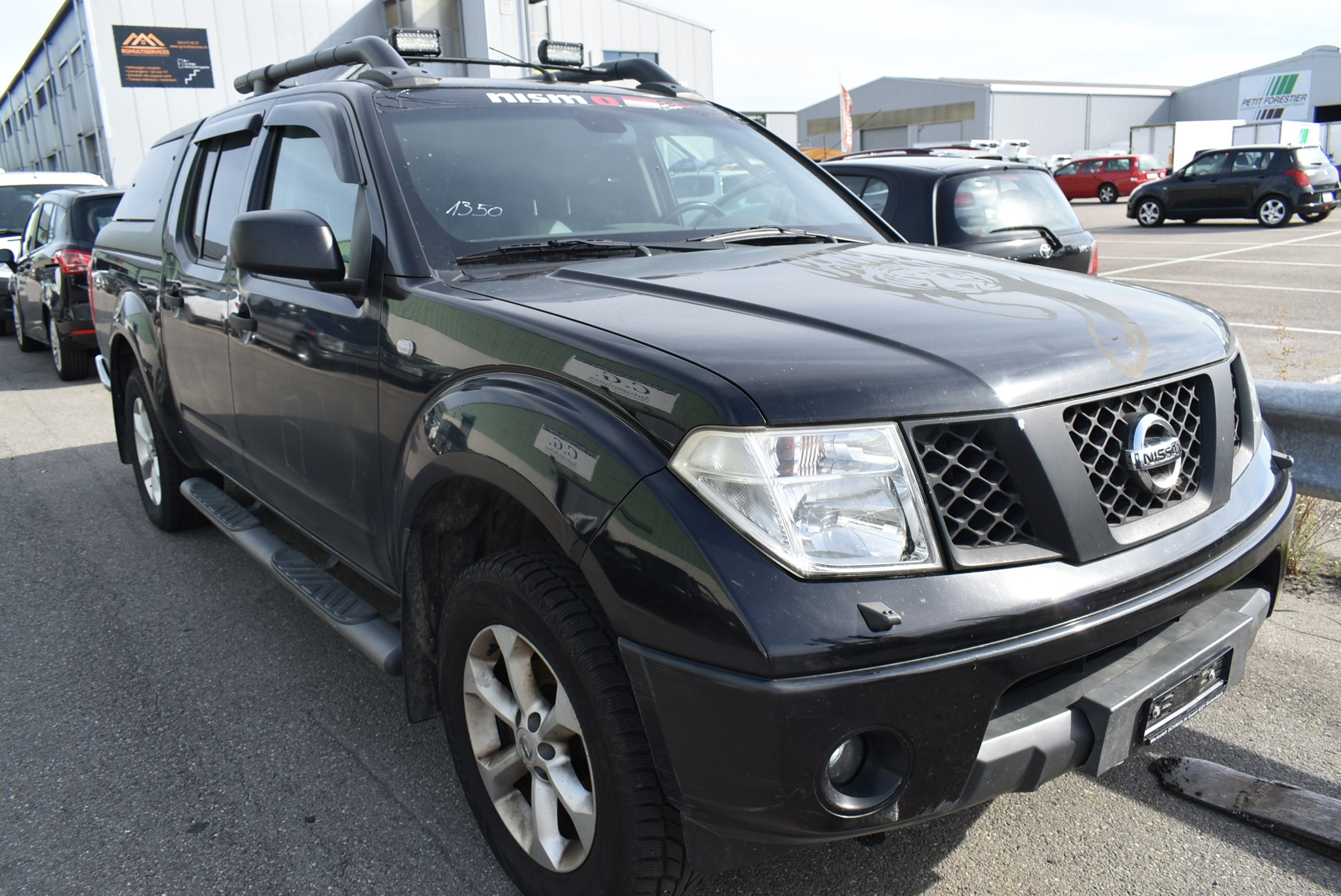 NISSAN Navara Double Cab SE 2.5 dCi 4WD