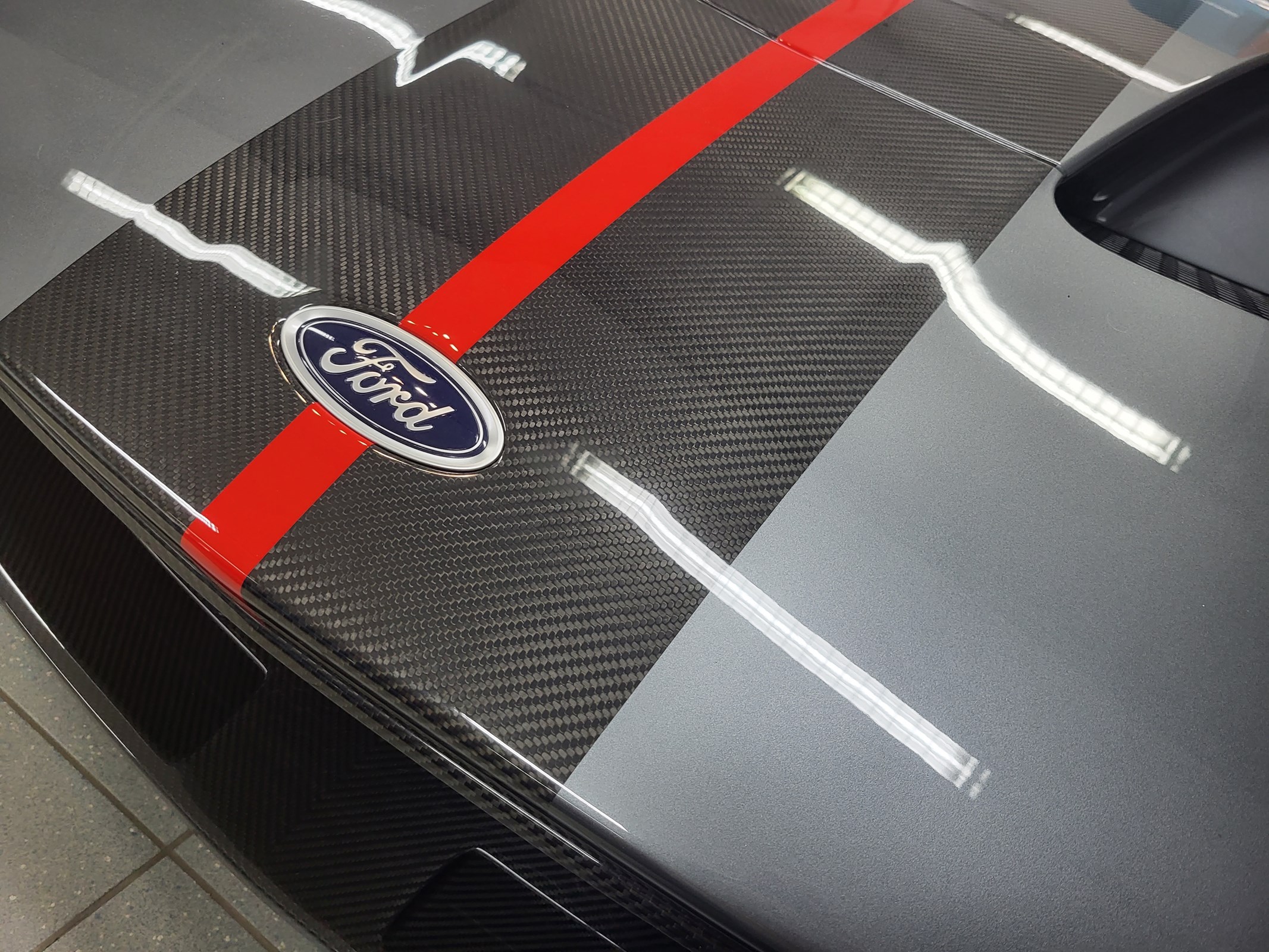 FORD GT CARBON SERIES