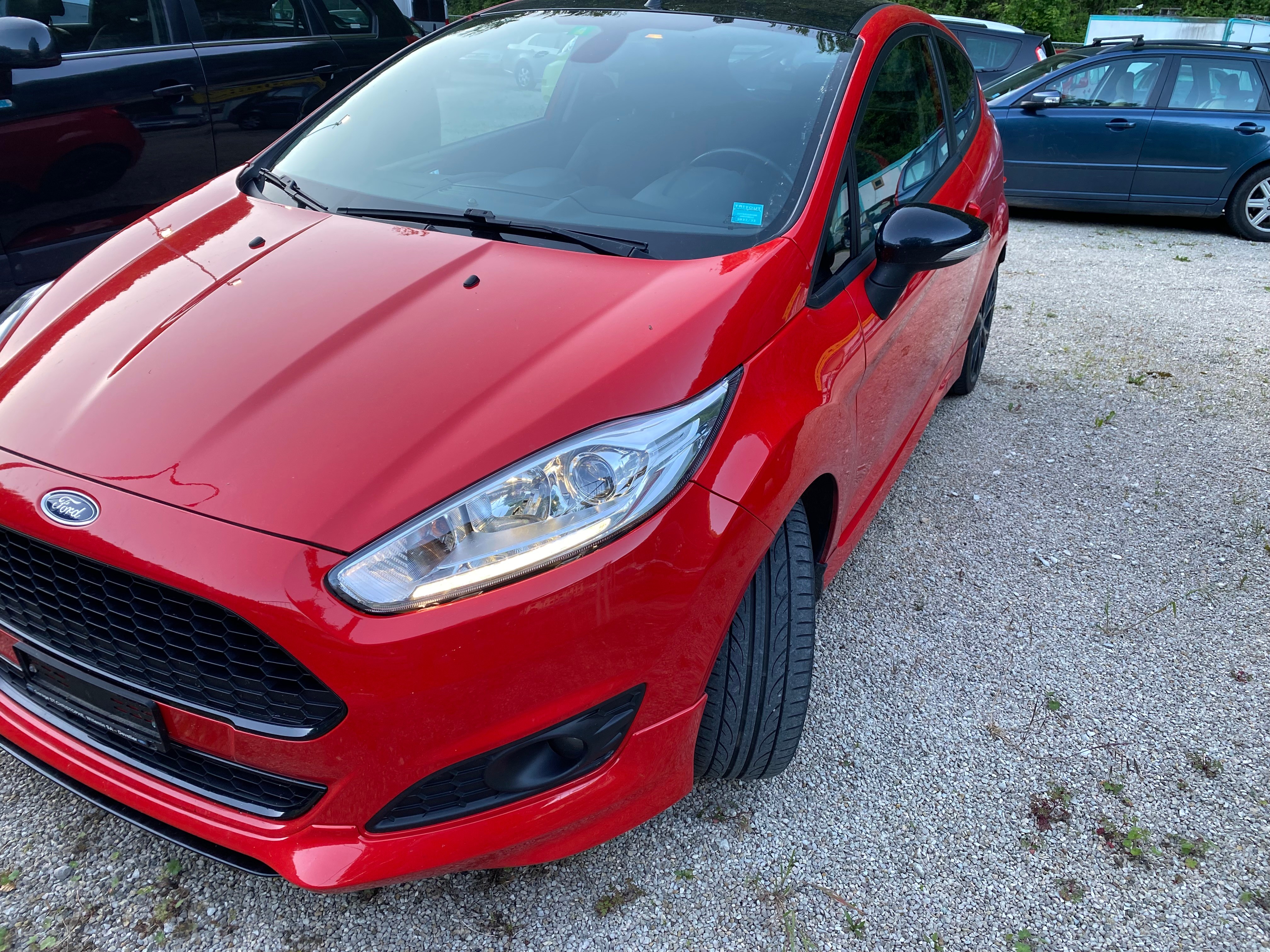 FORD Fiesta 1.0 SCTi Sport Red