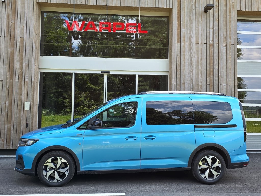 FORD Grand Tourneo Connect 2.0 EcoBlue Active Automat